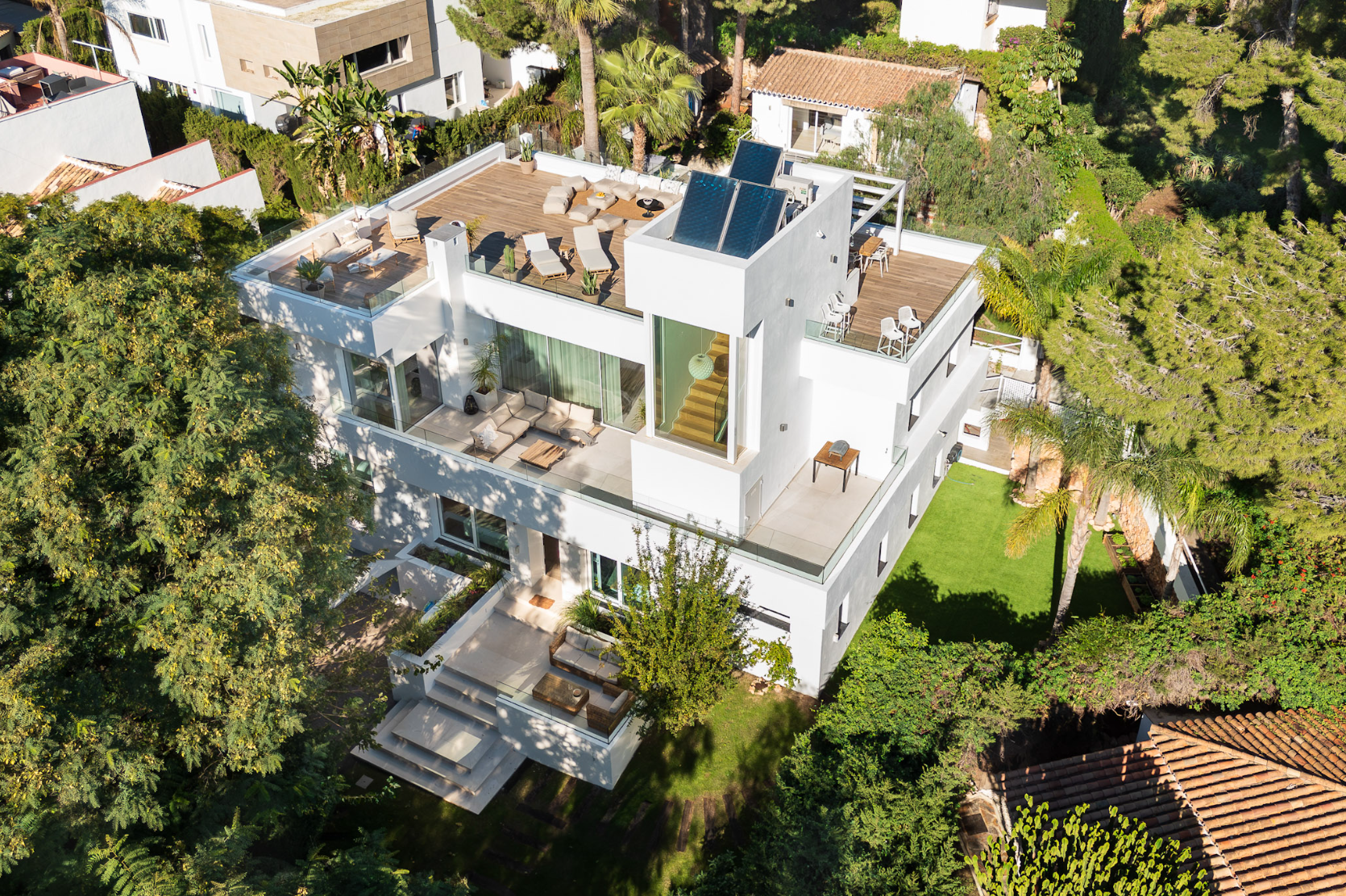 Villa · Nueva Andalucia — 1