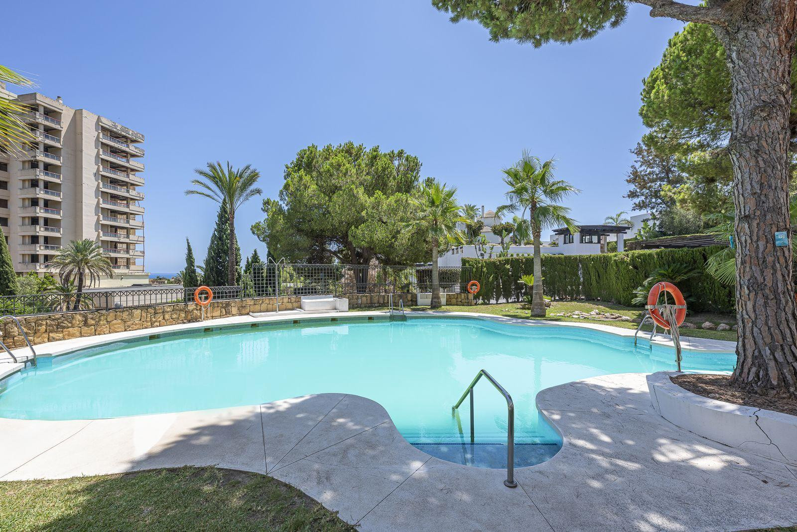 Apartment · Marbella Este thumbnail 3