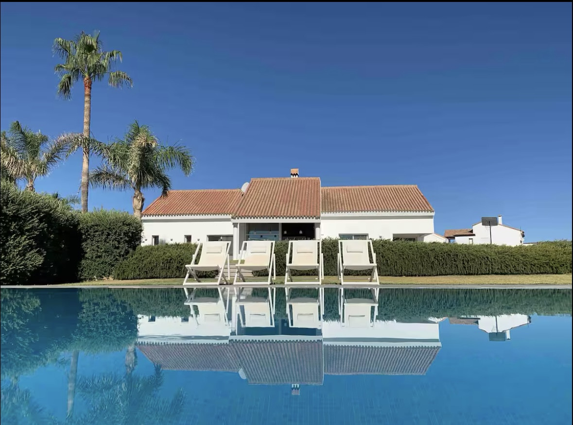 Villa — 1