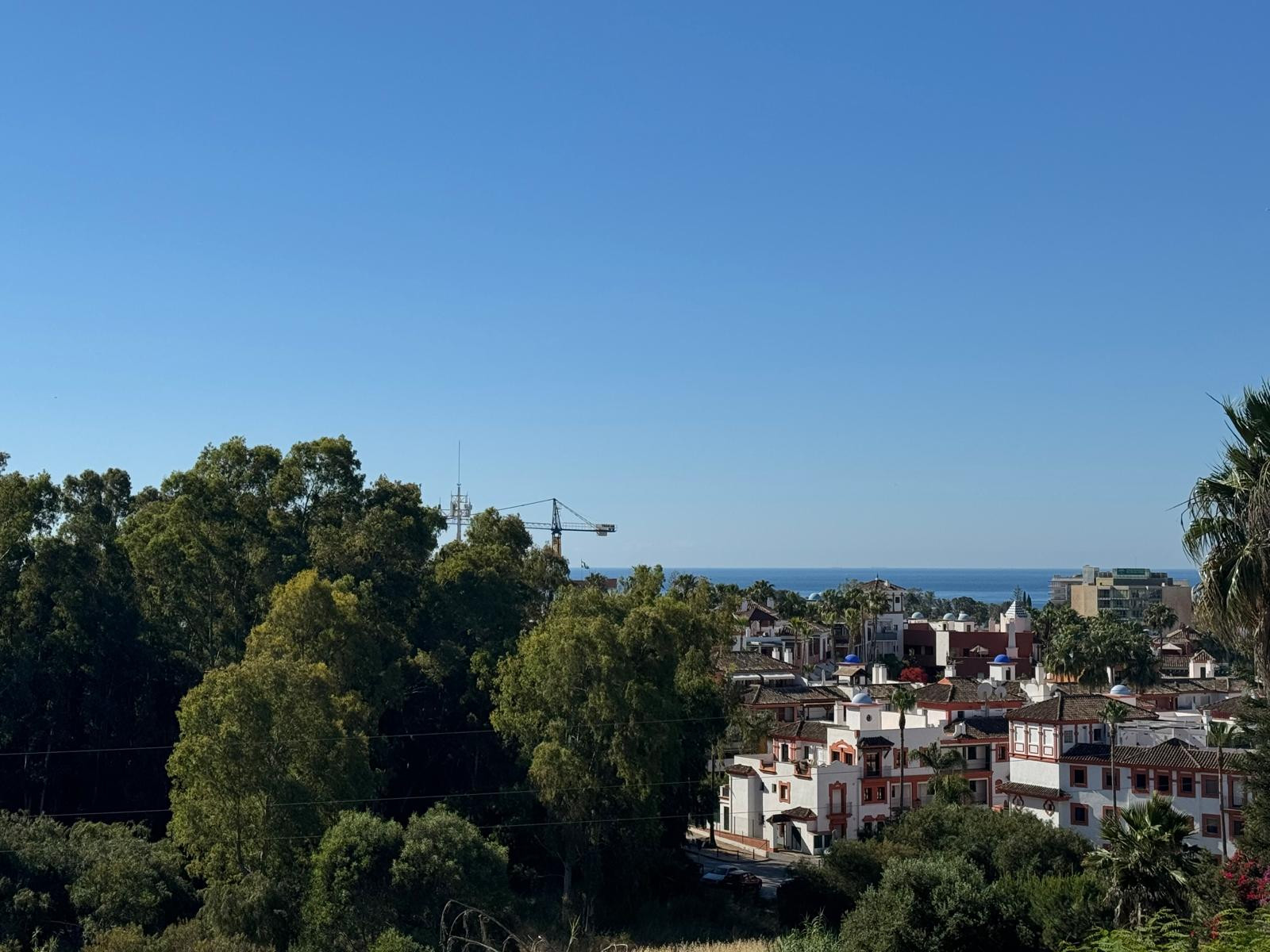 Apartment · Estepona East thumbnail 4