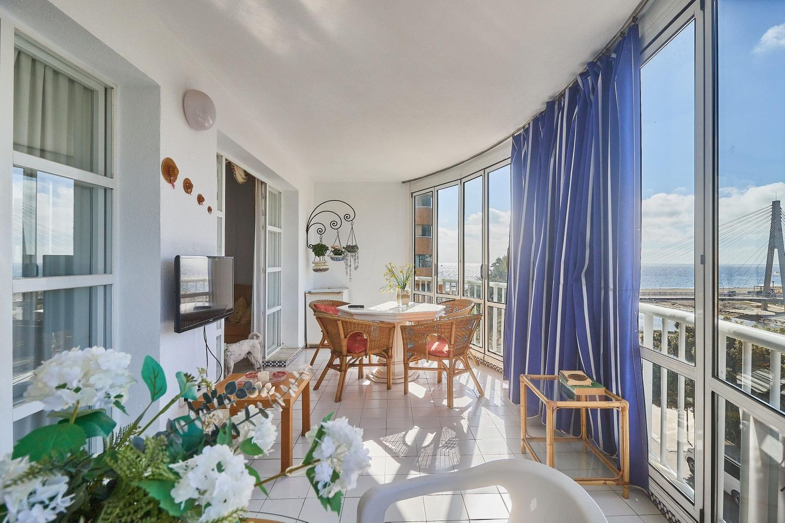 Fantástico apartamento con impresionantes vistas al mar en Fuengirola.