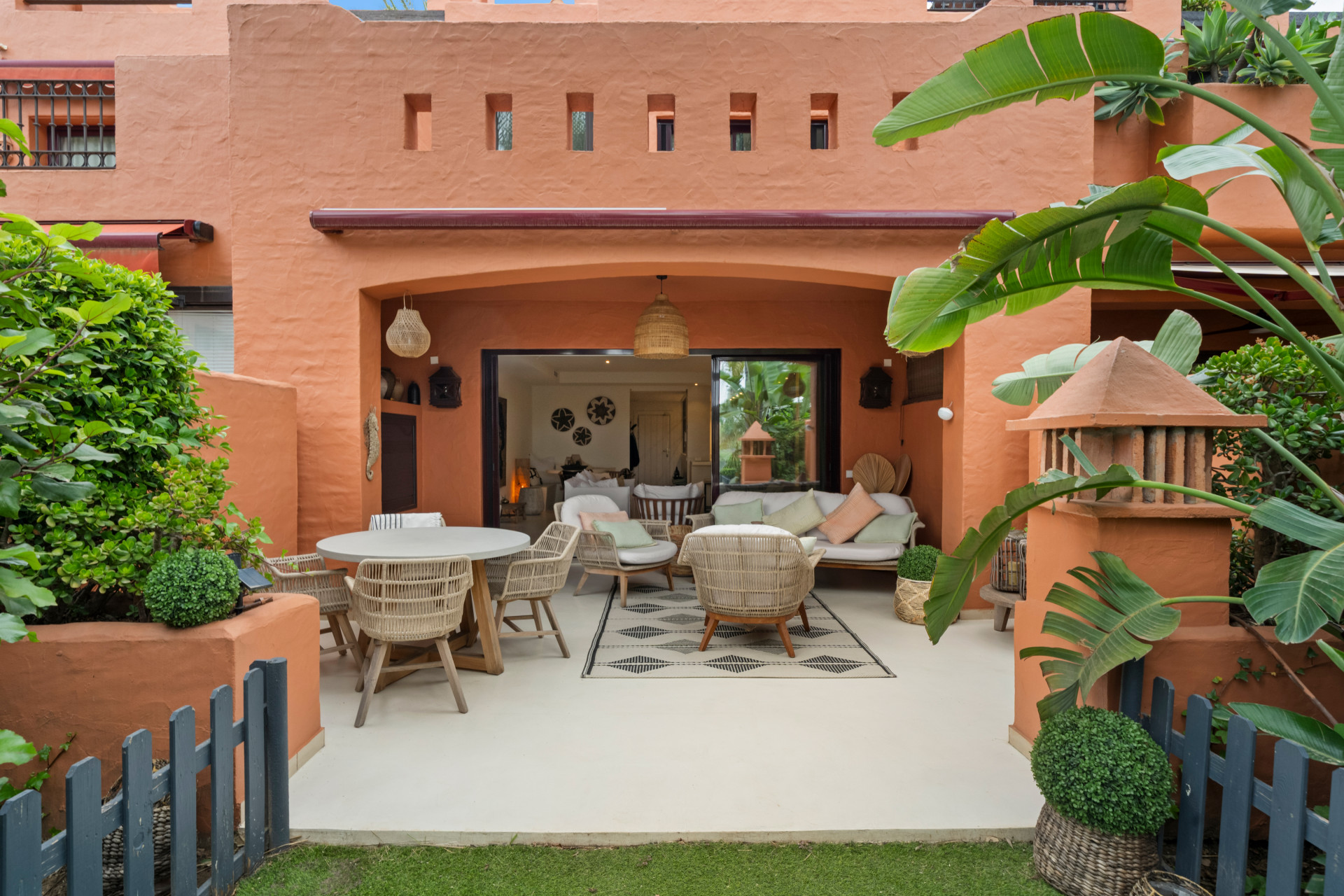 Town House te Marbella Golden Mile afbeelding 1