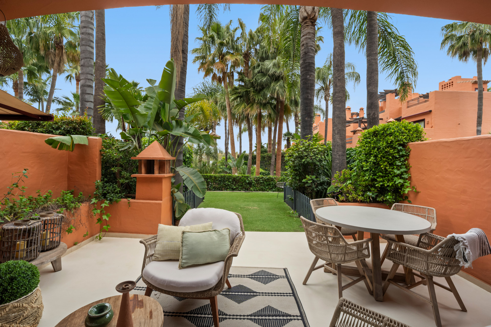 Town House te Marbella Golden Mile afbeelding 2