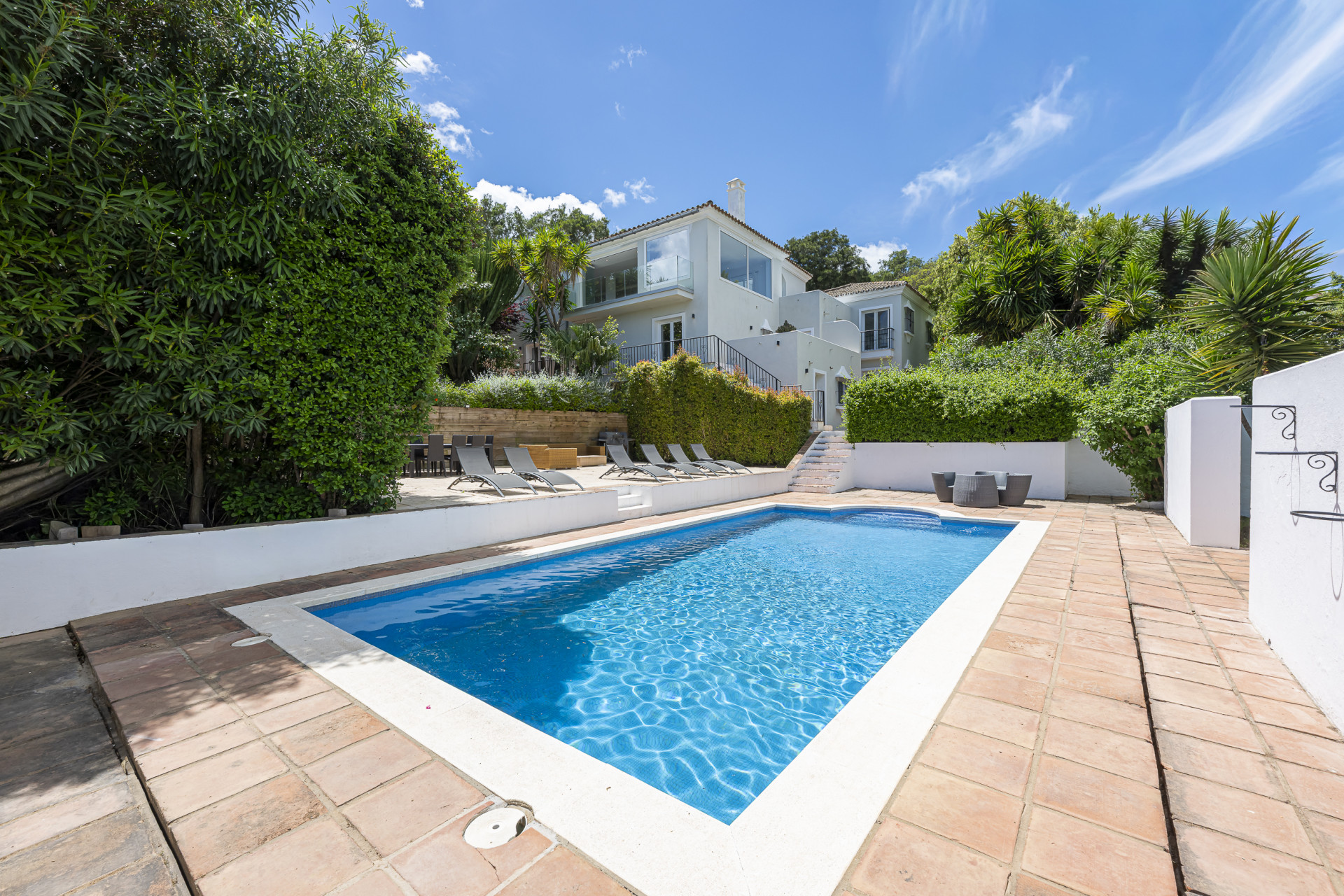 6 Schlafzimmer Villa zu verkaufen Zona E | Henger Immobilien