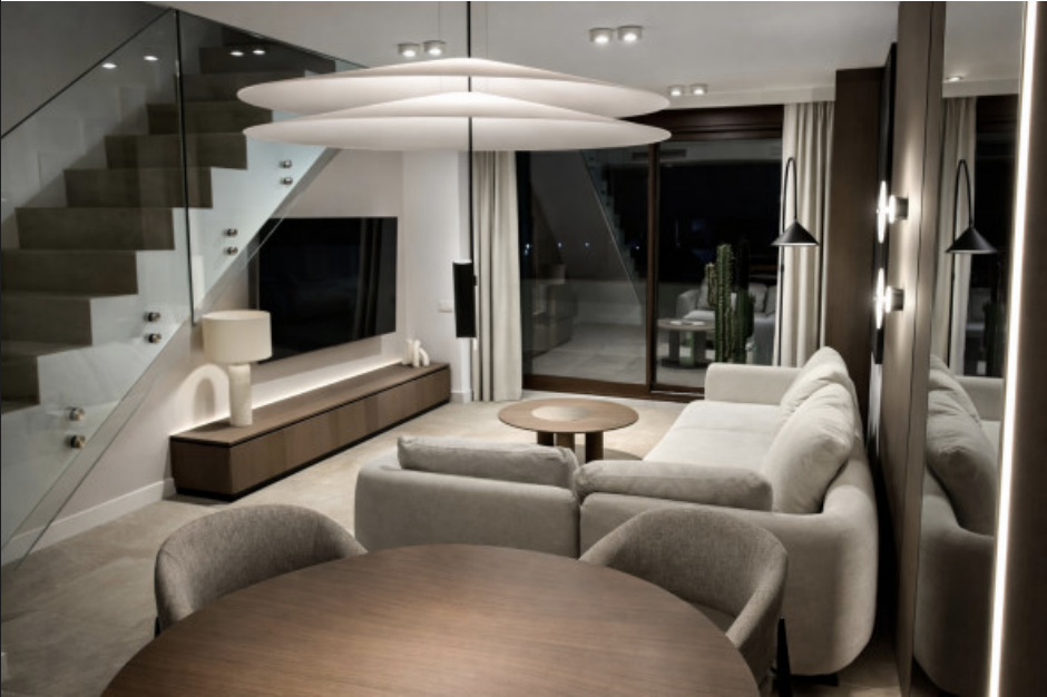 Image 3:  For sale, Estepona, €1,390,000 [RHS001]