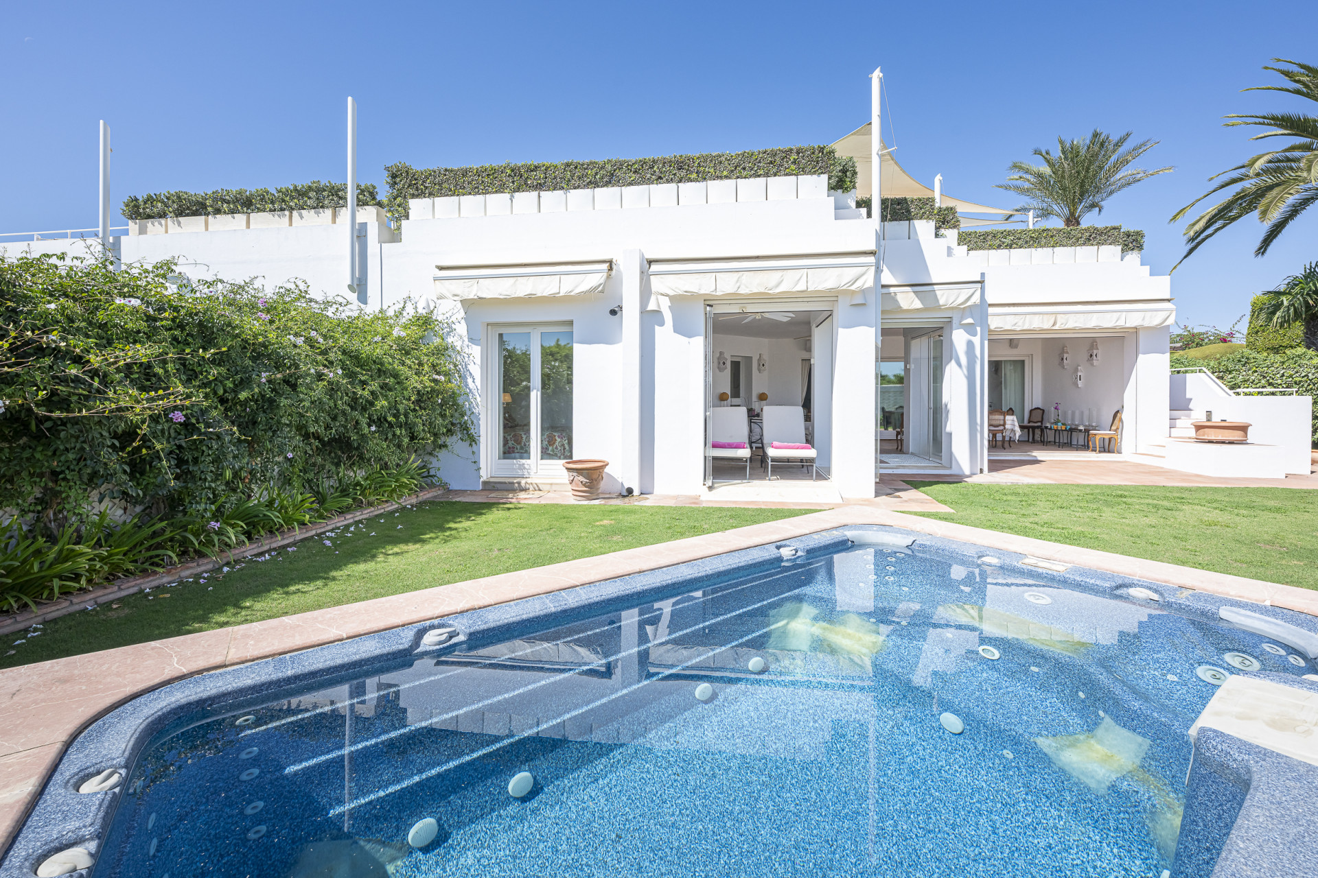 Sotogrande Beach Frontline – Exclusive Opportunity