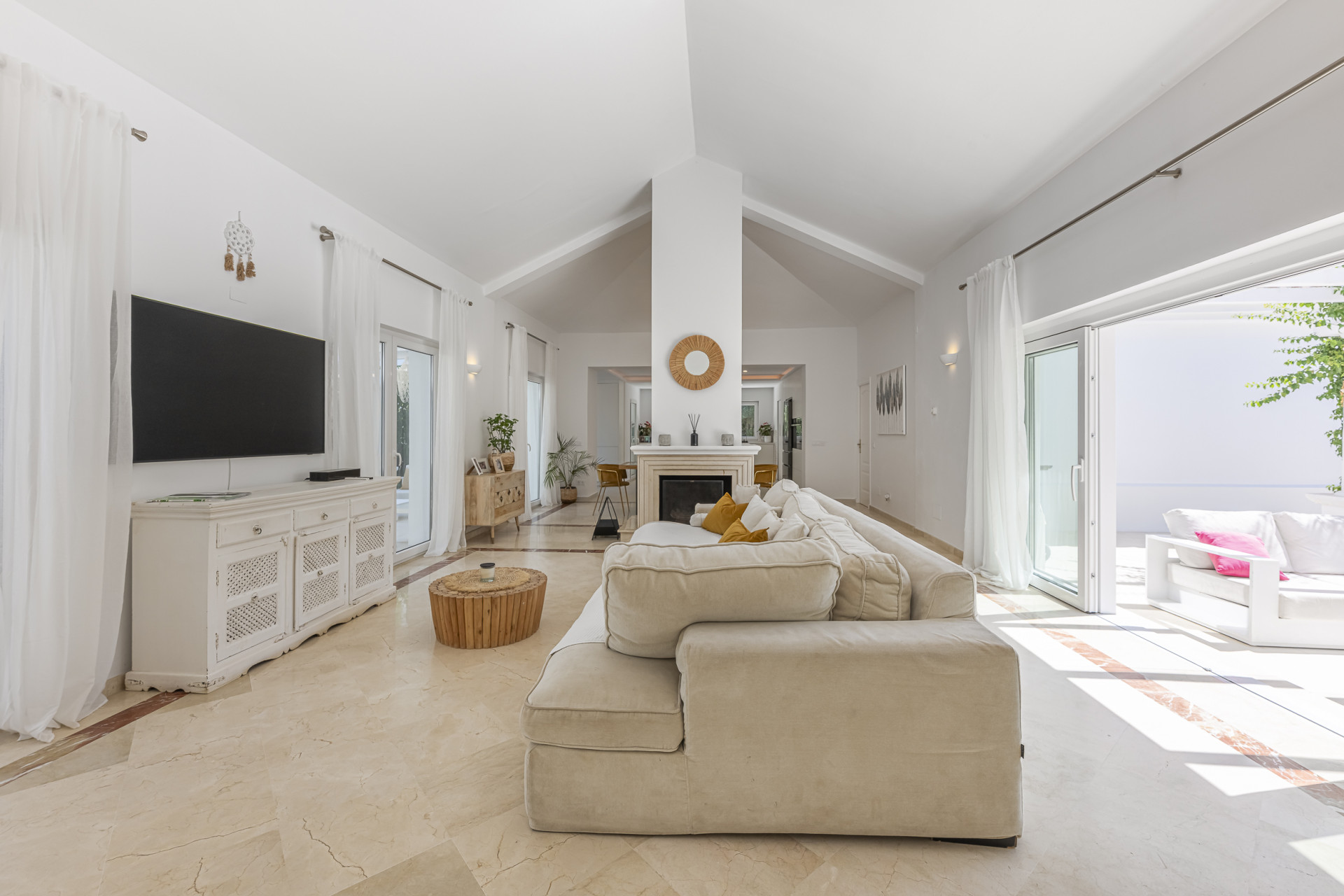 Elegant Family Villa in Prime B Zone Location