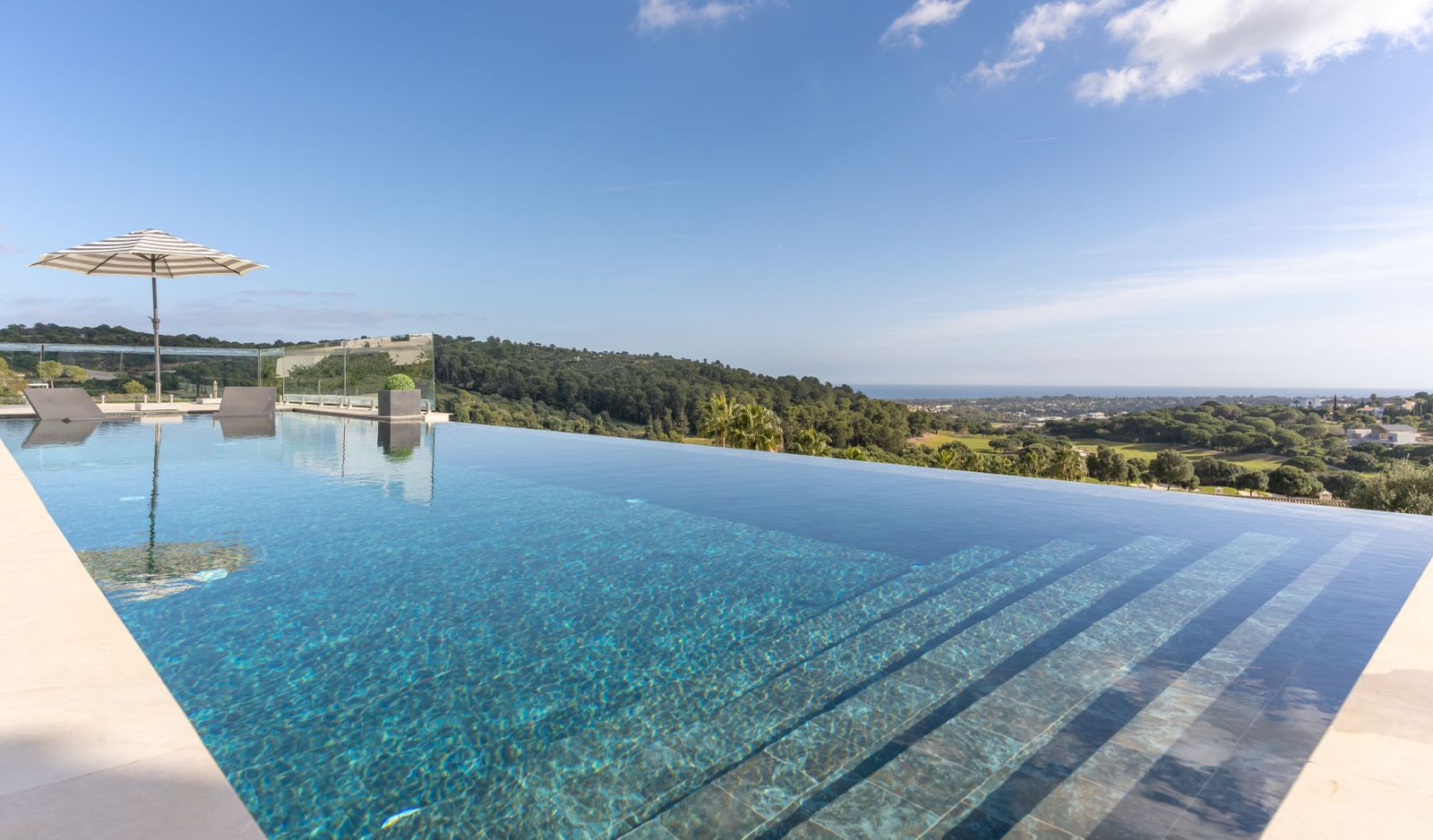 Villa zum Verkauf in Sotogrande, Costa del Sol