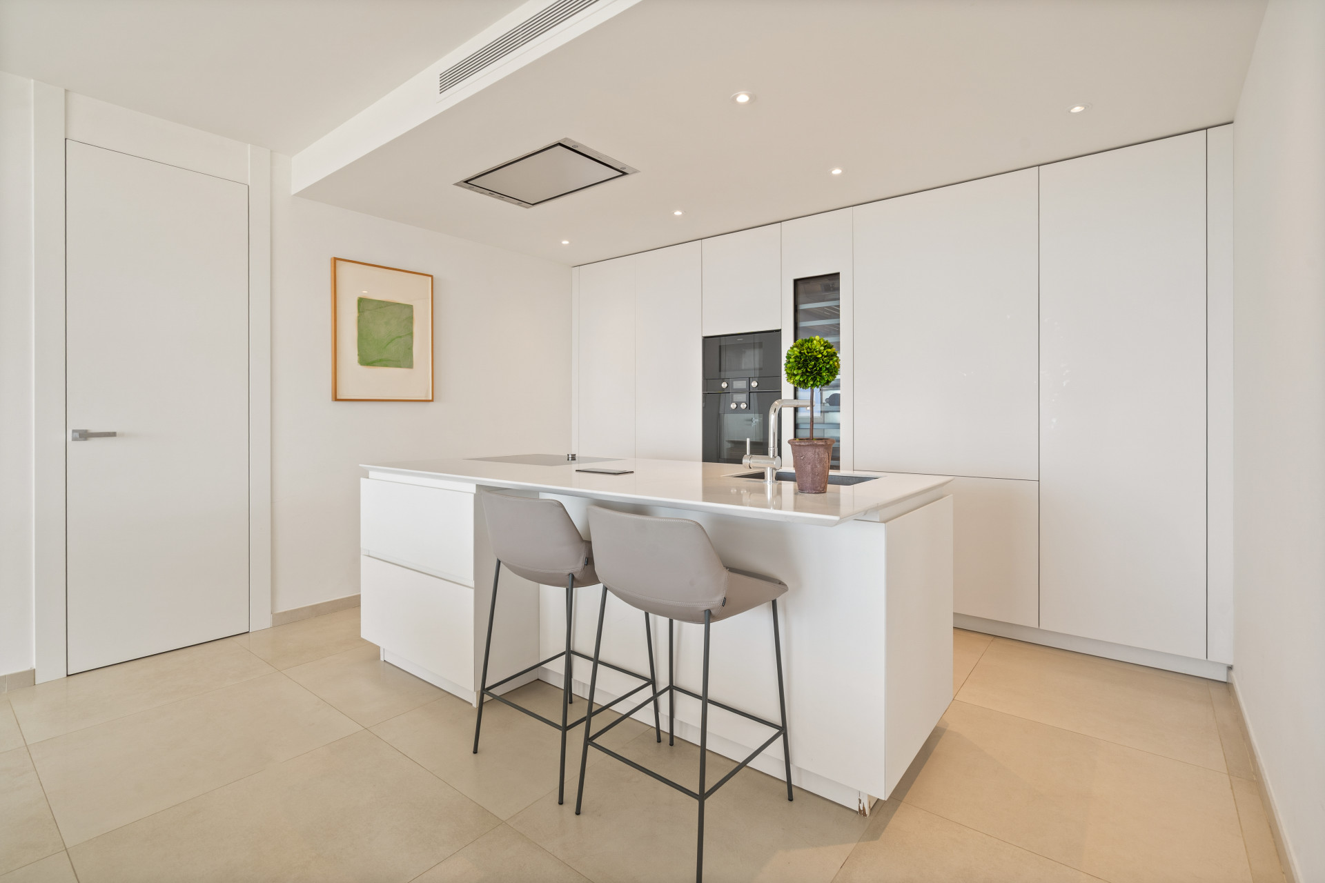 Exclusive Whole-Floor Residence with Private Pool | 9 Lions Residences, Nueva Andalucía — photo 9
