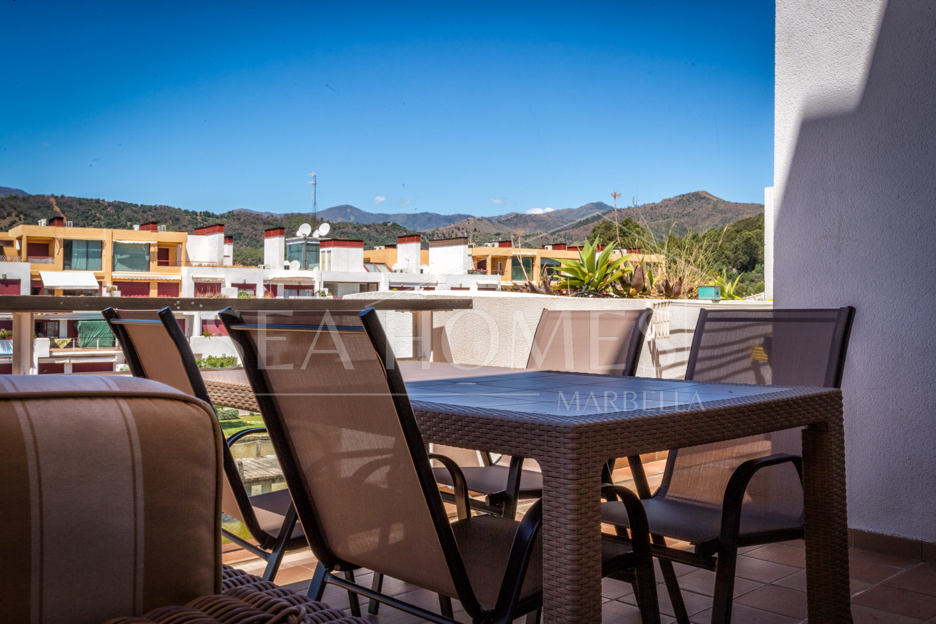 Duplex Apartment in Urb. Parque Botánico, Benahavís