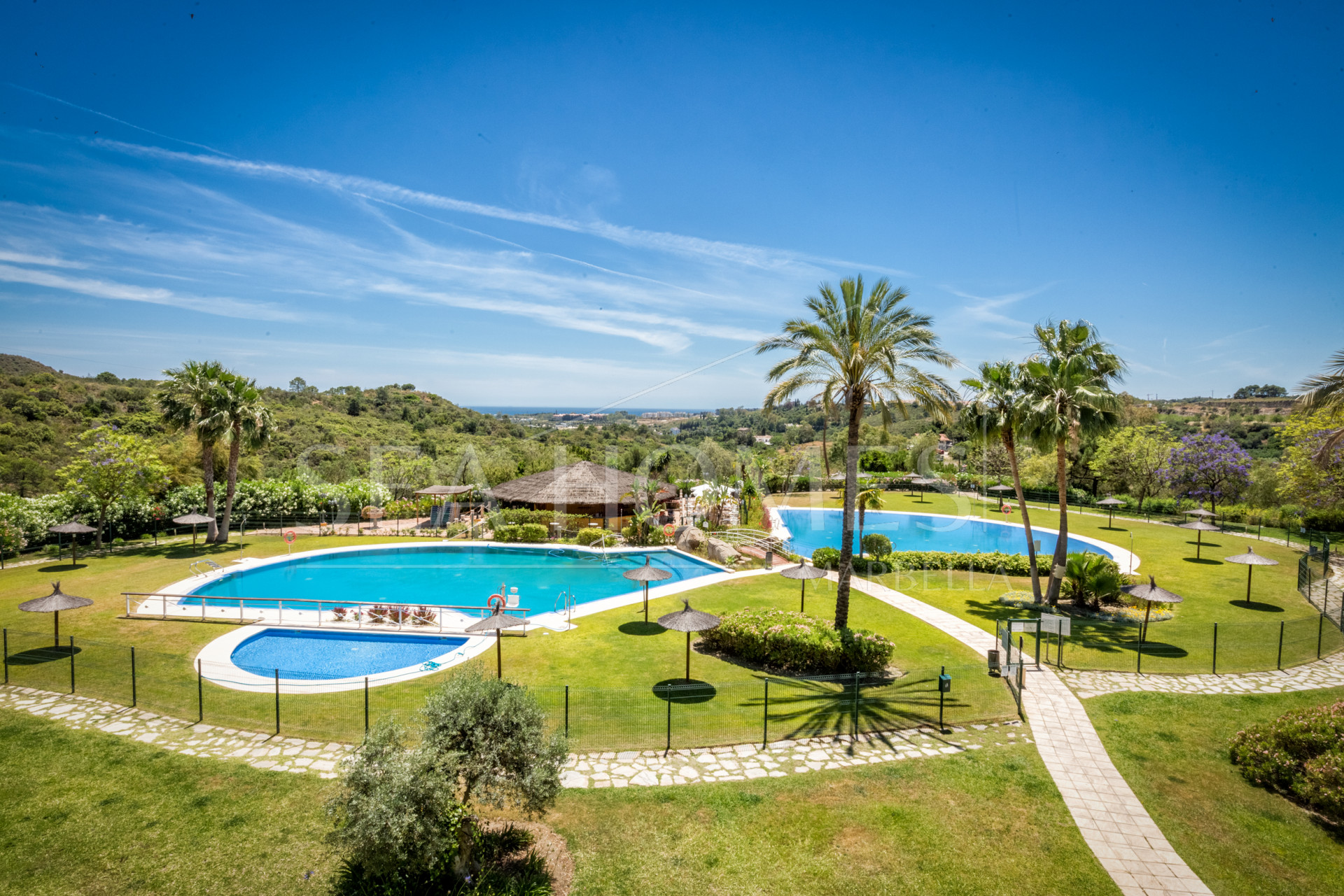 Duplex Apartment in Urb. Parque Botánico, Benahavís