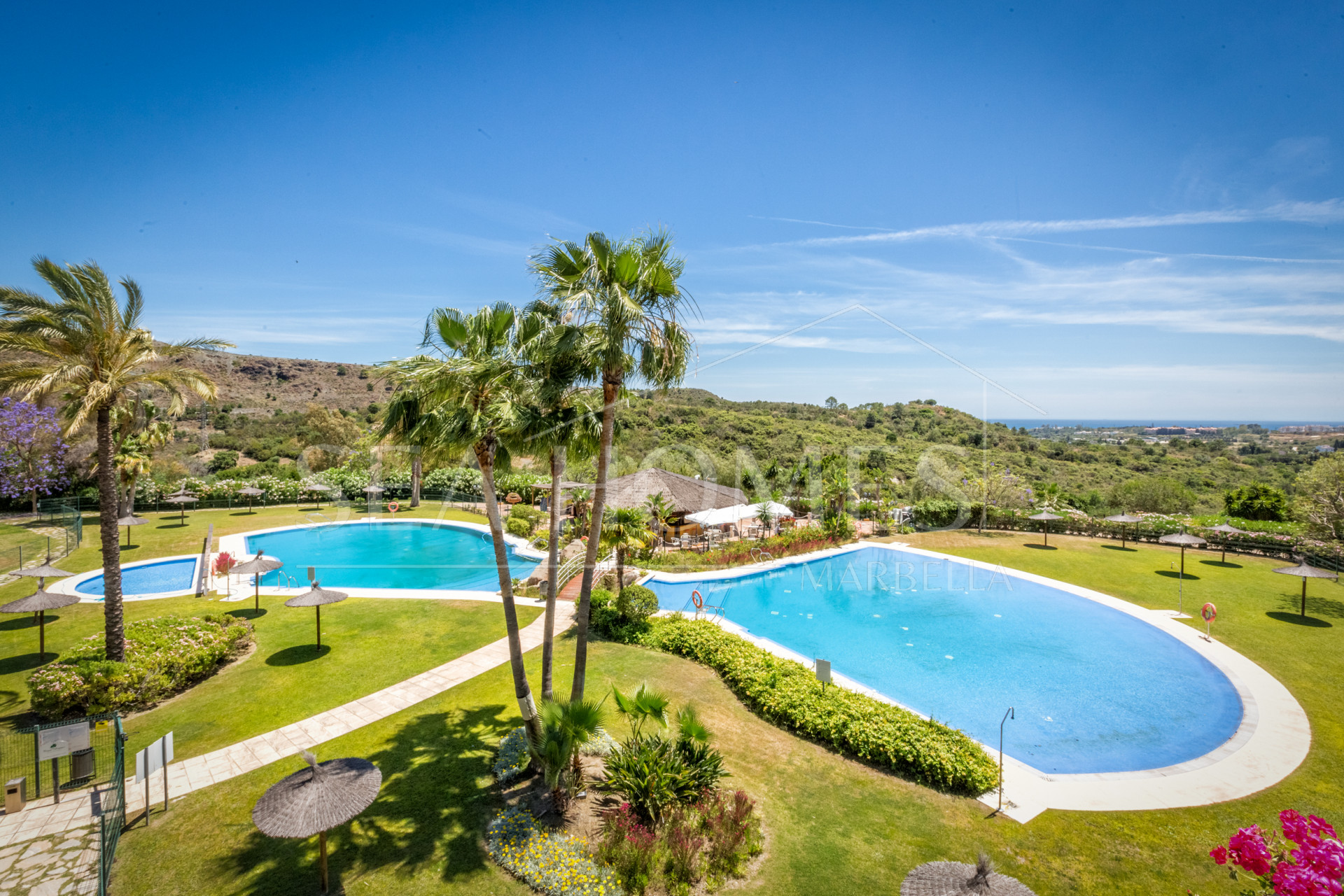 Duplex Apartment in Urb. Parque Botánico, Benahavís