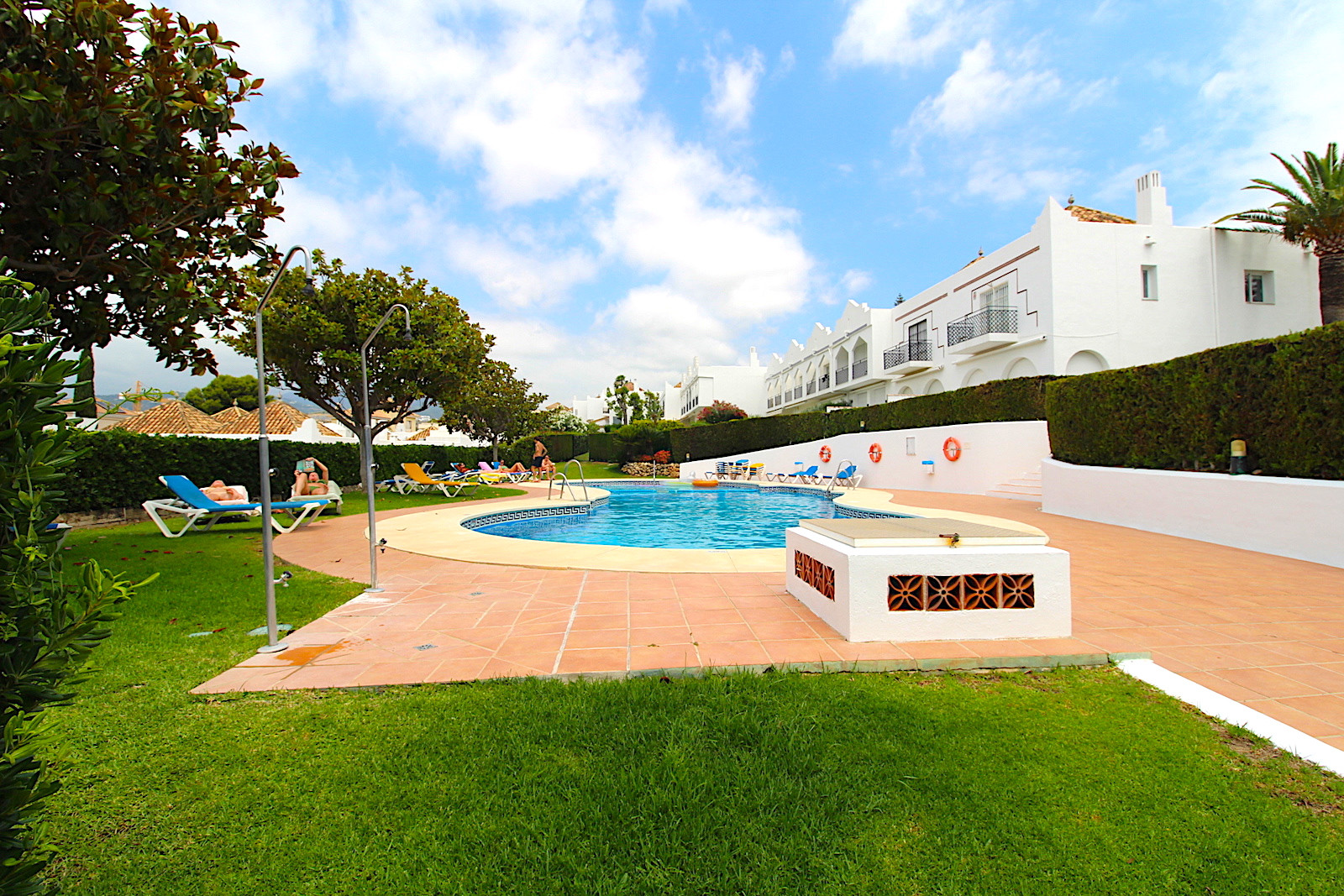 Image 2:  For sale, Nueva Andalucía, €895,000 [R5413072]