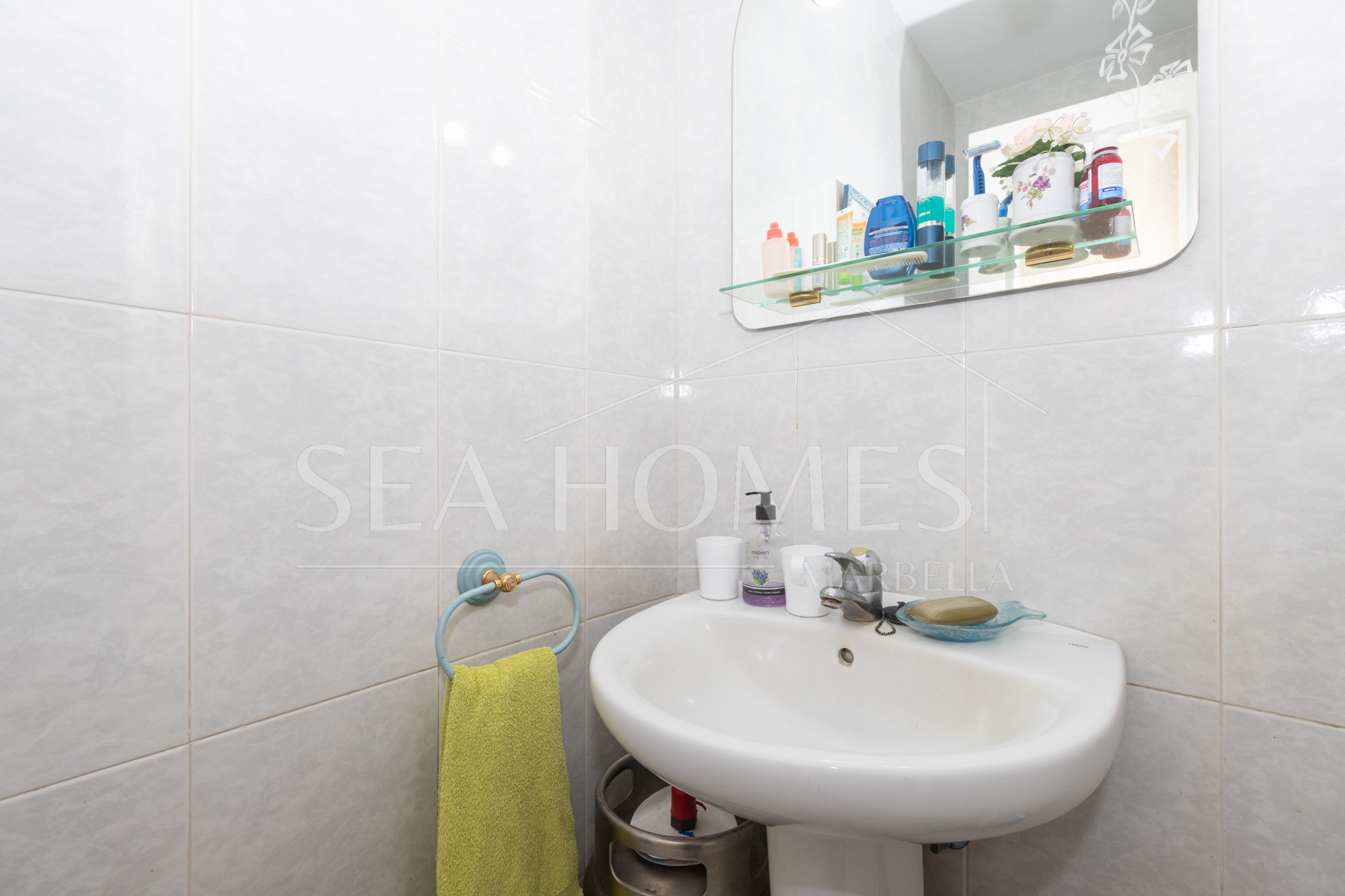 Townhouse in Urb. Bello Horizonte, Estepona