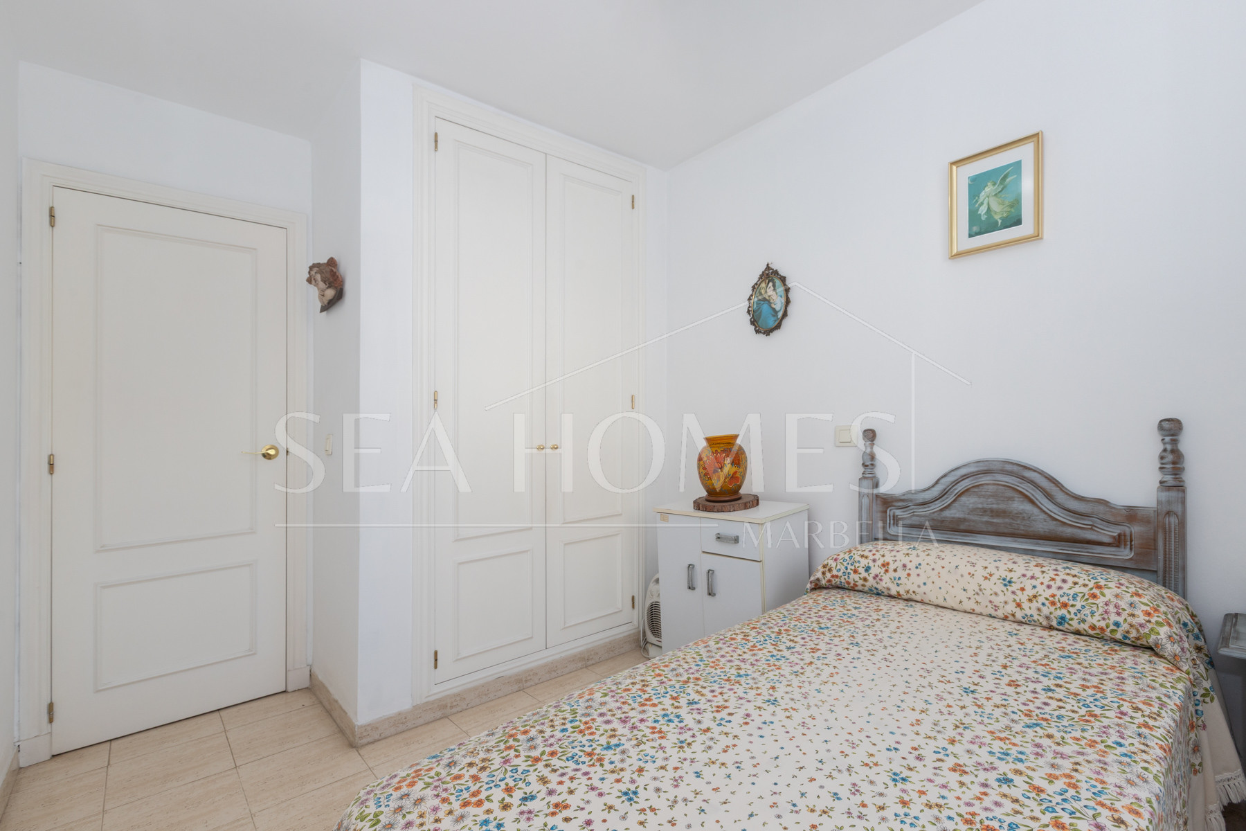 Townhouse in Urb. Bello Horizonte, Estepona