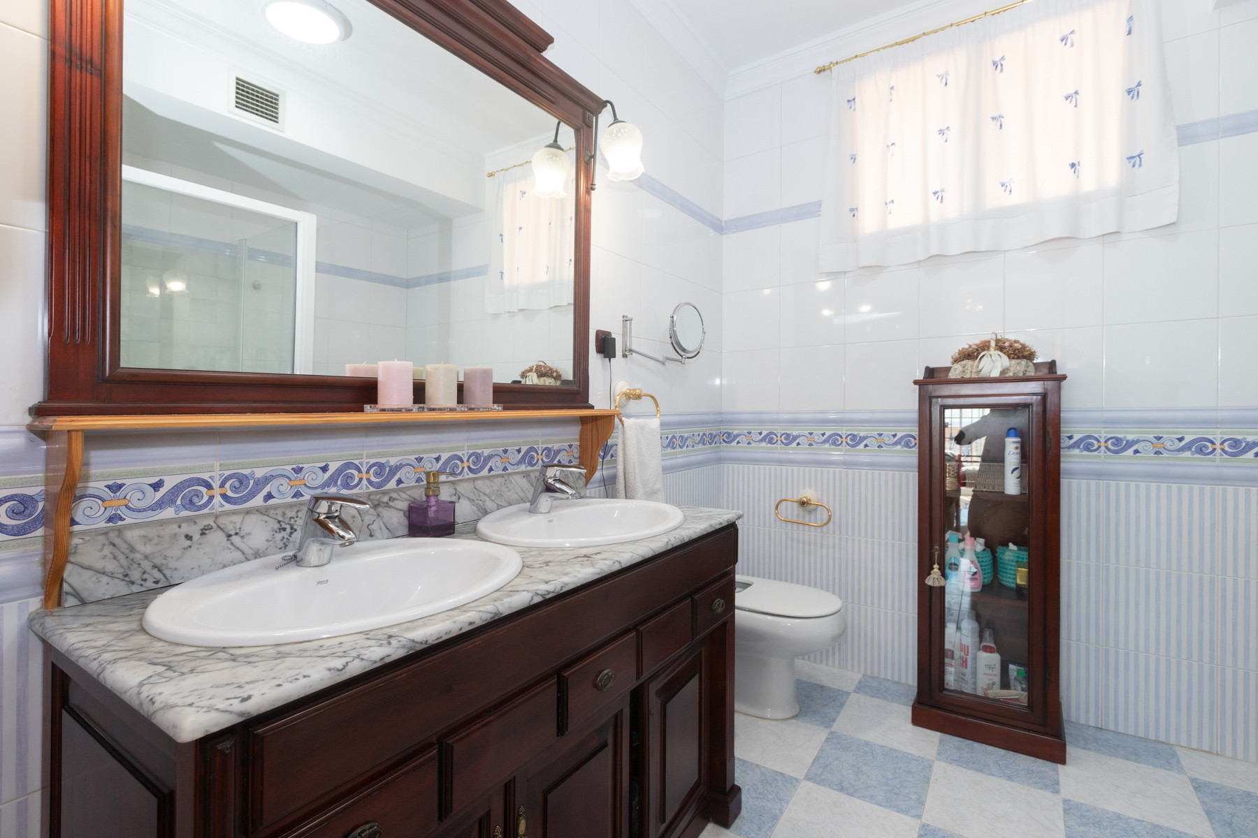 Detached villa in El Atabal with sea views