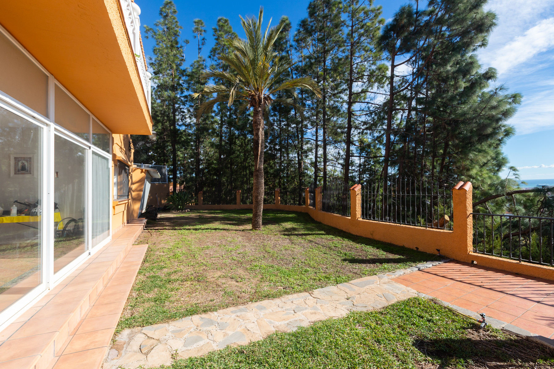 Detached villa in El Atabal with sea views