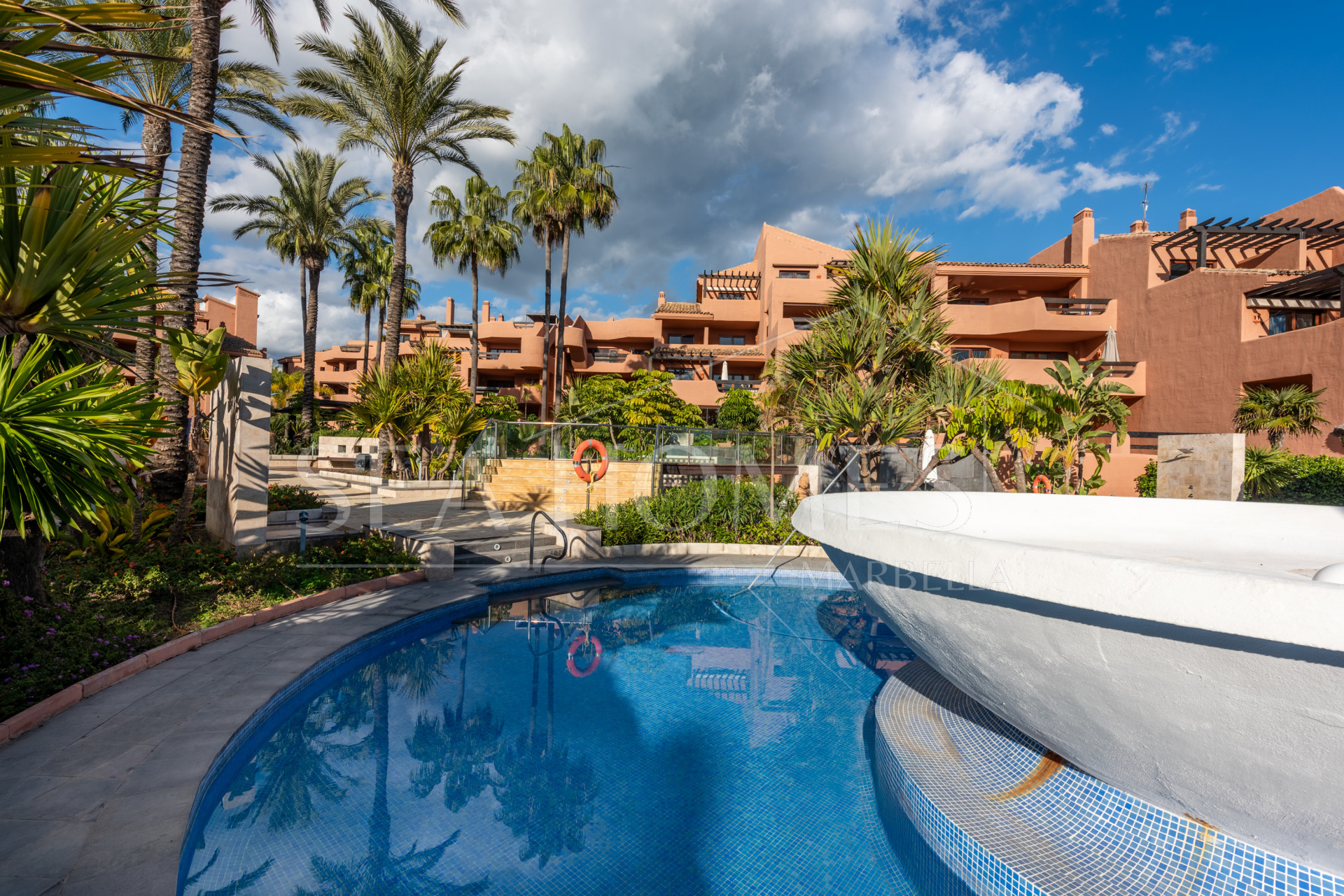 Beautiful 3 bed 2 bath apartment in Mar Azul