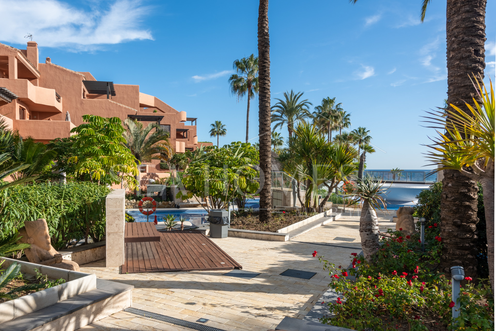 Beautiful 3 bed 2 bath apartment in Mar Azul