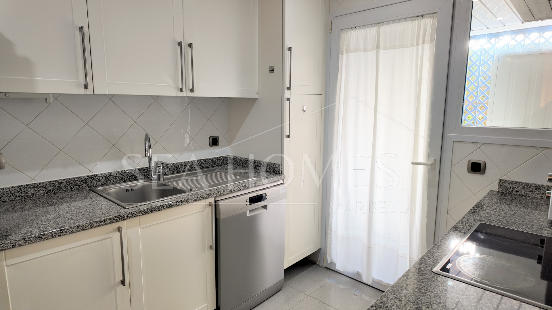 Charming 3-Bedroom Apartment in a Peaceful Gated Community in Nagüeles