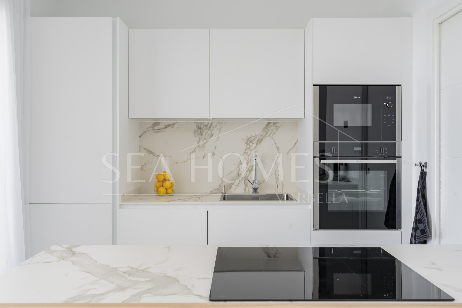 Exclusive Two-Bedroom Apartment in Mirador de Estepona Hills