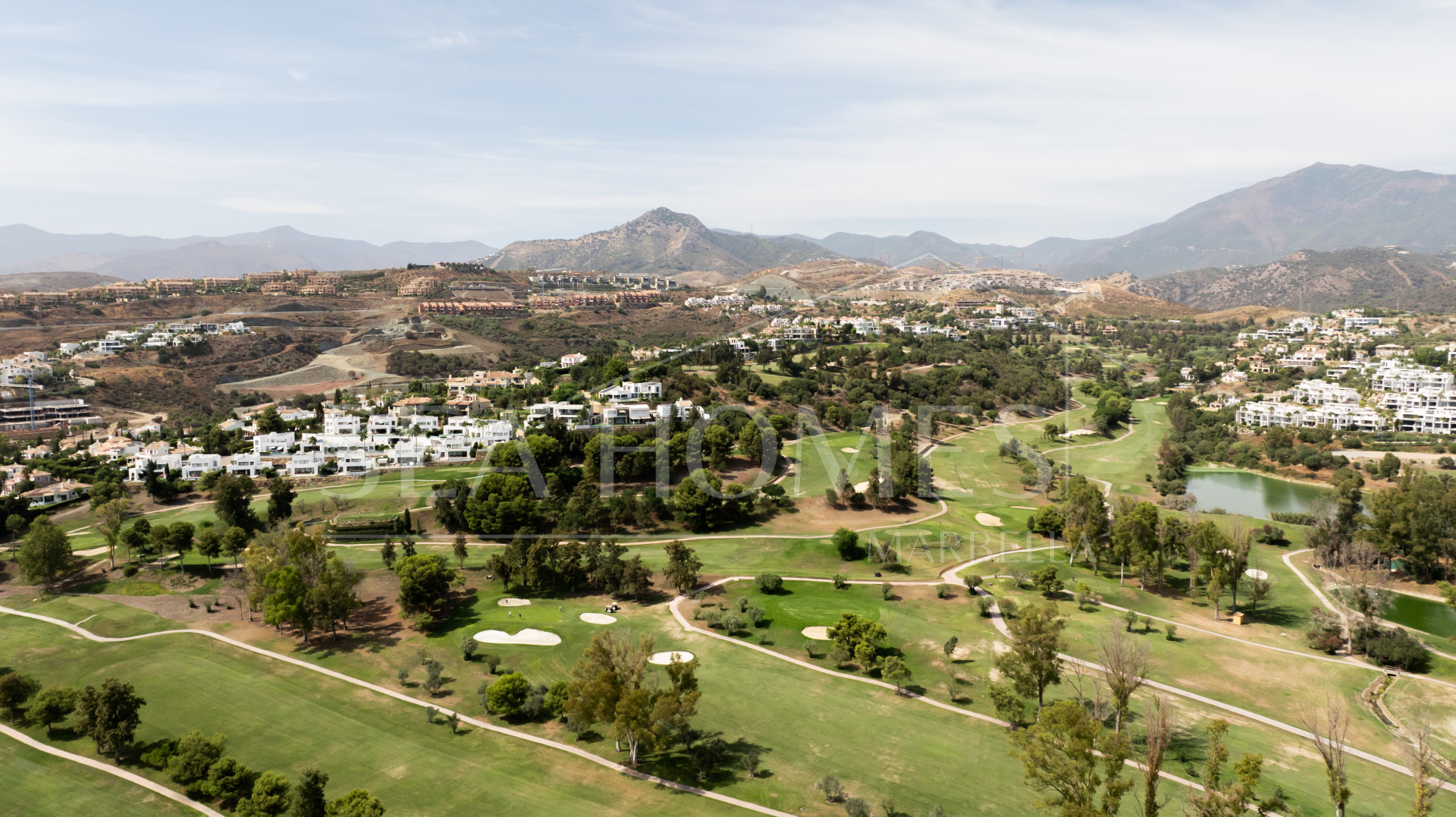Villa Felisa - Detached Villa in El Paraiso Alto, Benahavis