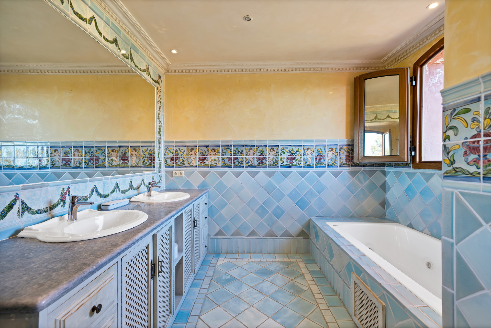 Image 5: Apartment For sale, San Pedro de Alcántara, €2,295,000 [HFMs661837]