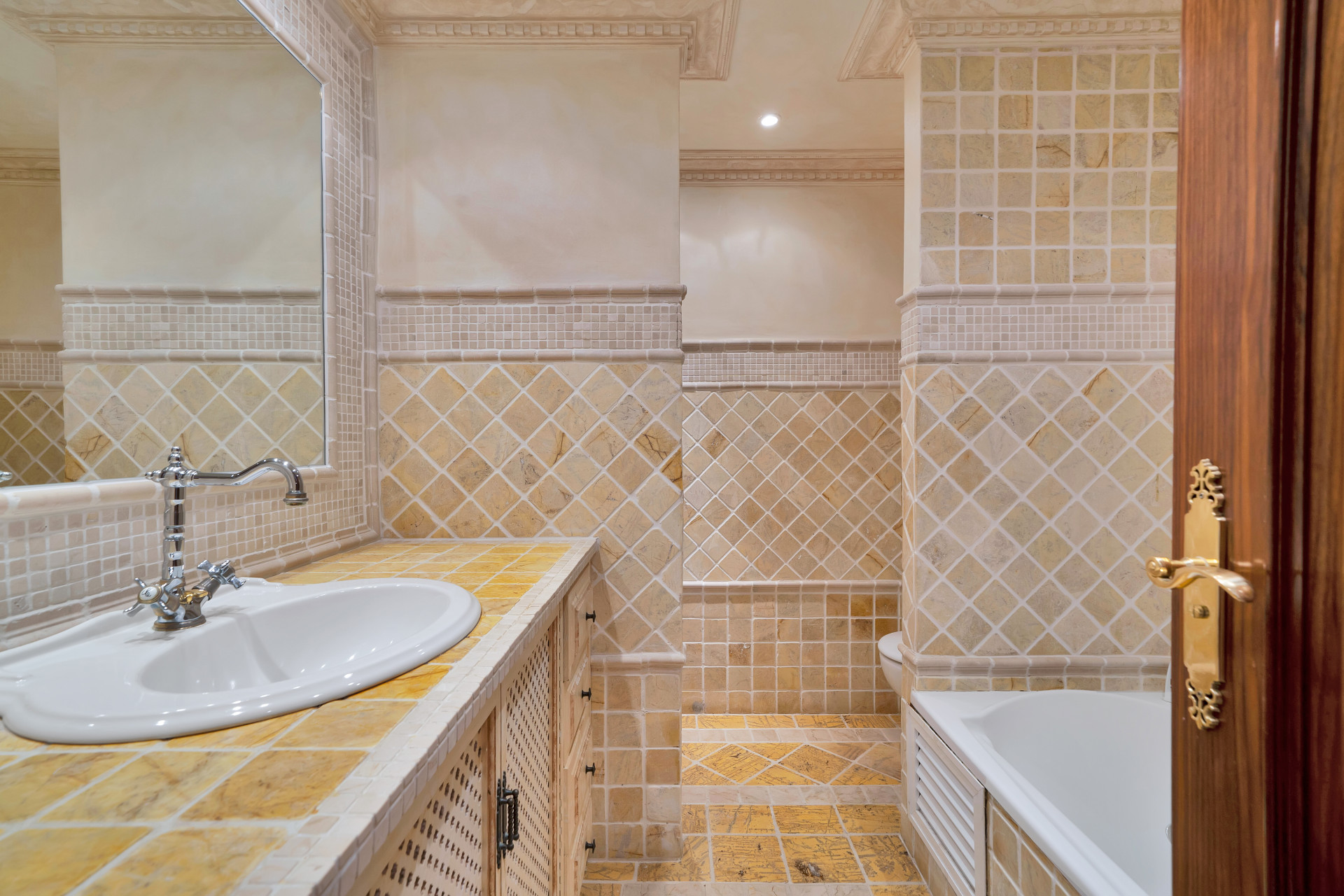 Image 21: Apartment For sale, San Pedro de Alcántara, €2,295,000 [HFMs661837]