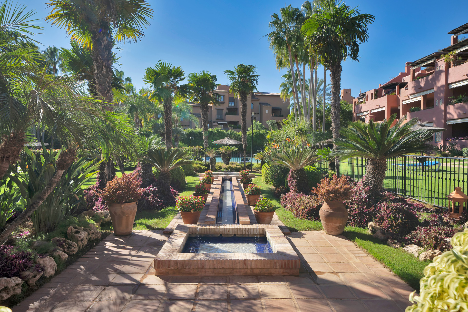 Image 53: Apartment For sale, San Pedro de Alcántara, €2,295,000 [HFMs661837]