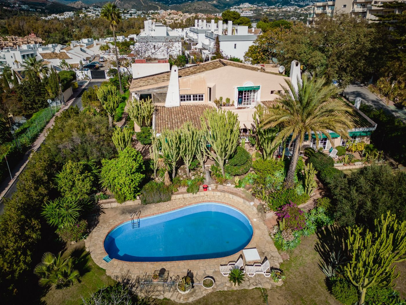 Villa te Estepona afbeelding 2
