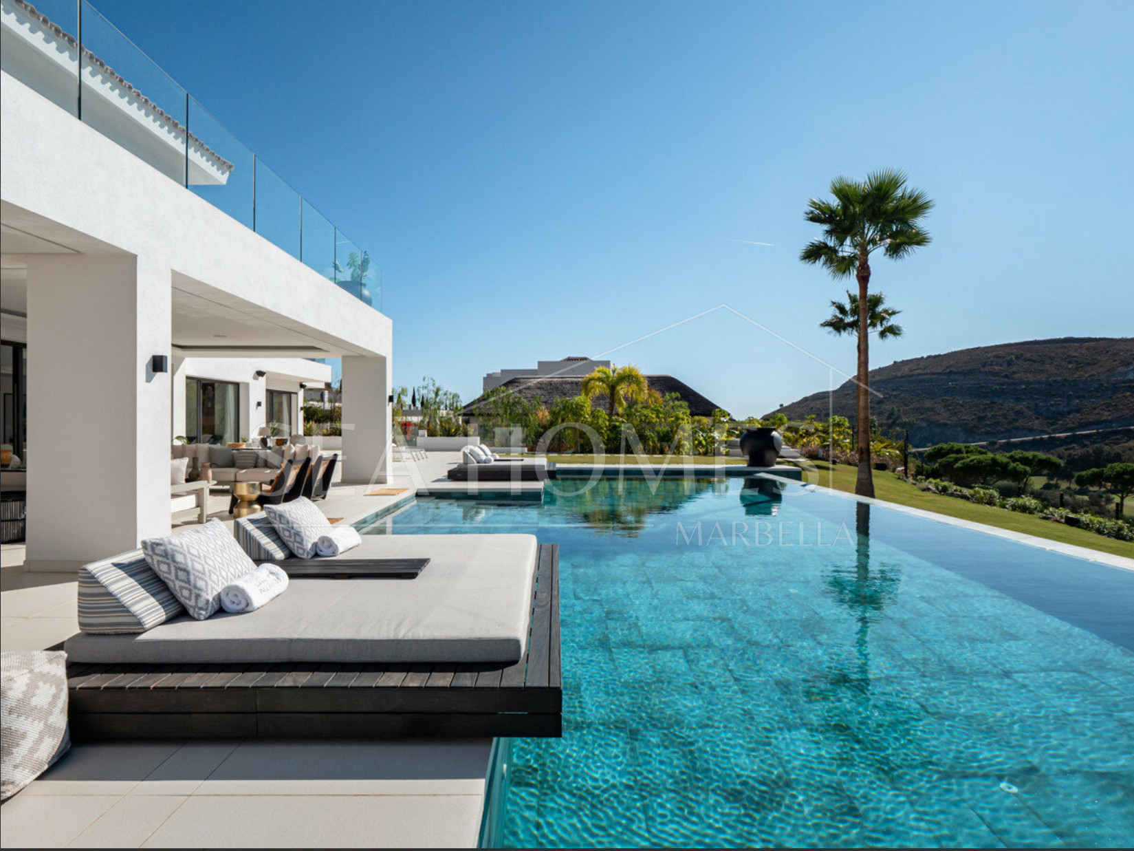 Villa with sea views Marbella golf country club