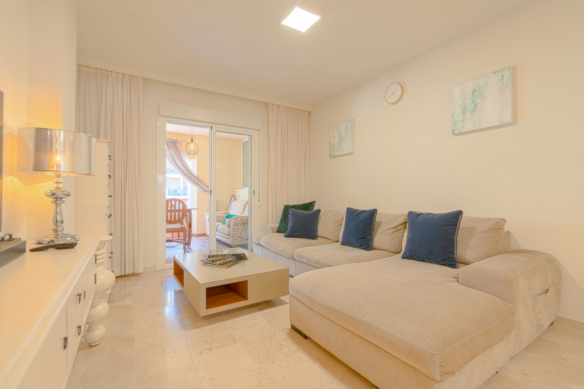 Renovated 2-Bedroom Apartment with Terrace, Parking and Pools in Mijas