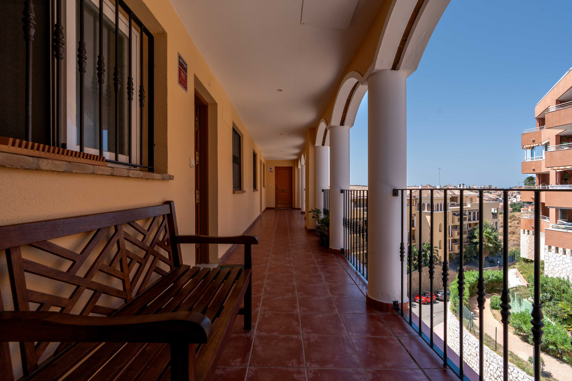 Renovated 2-Bedroom Apartment with Terrace, Parking and Pools in Mijas