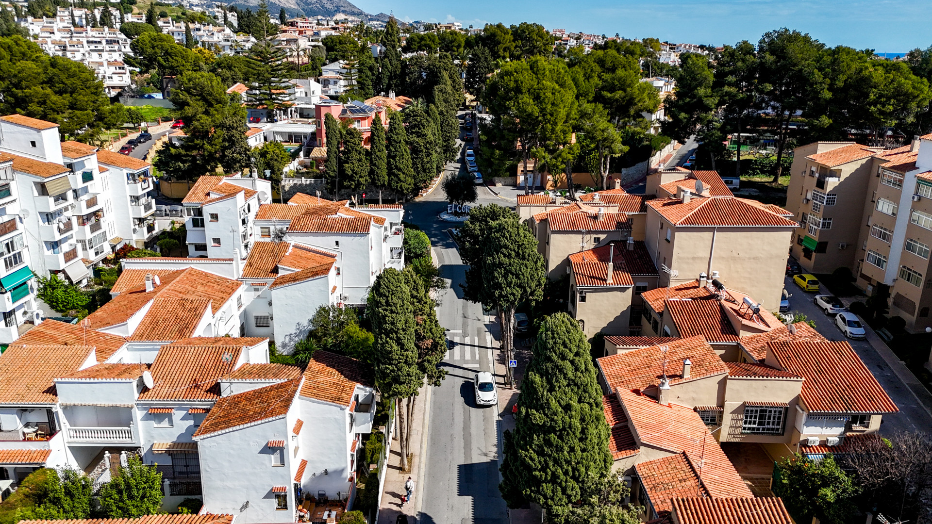Renovated 120 m² apartment in Las Lagunas, with 4 bedrooms, 2 bathrooms and communal parking.