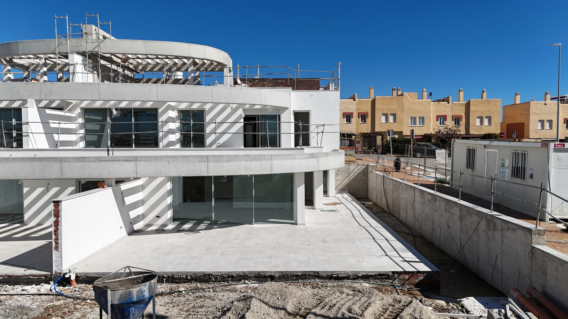 Exclusive Ground Floor Apartment in Royal Palms Beach – Delivery in October 2025 – Corner 2 Bedroom Apartment