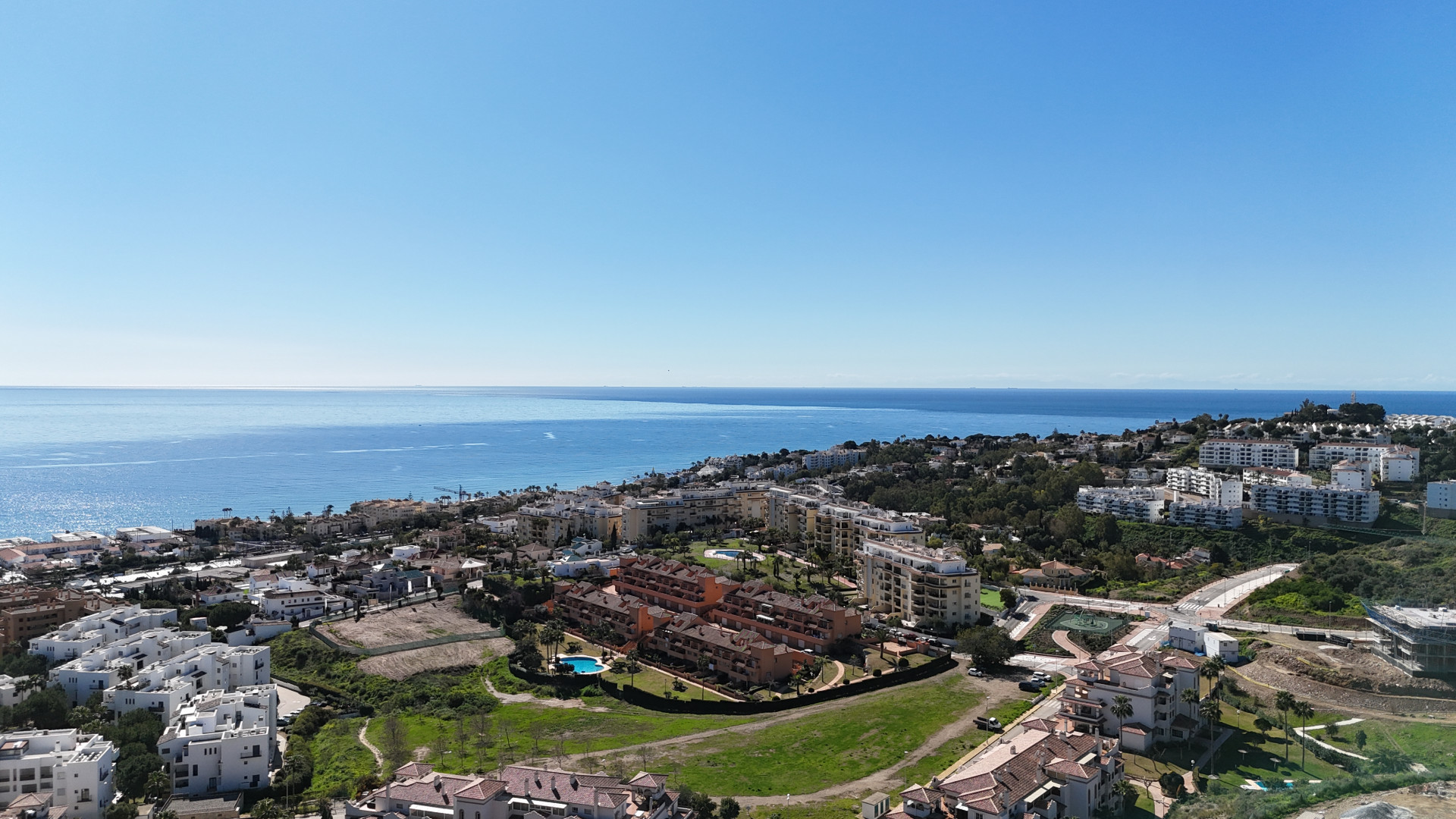 Exclusive Ground Floor Apartment in Royal Palms Beach – Delivery in October 2025 – Corner 2 Bedroom Apartment