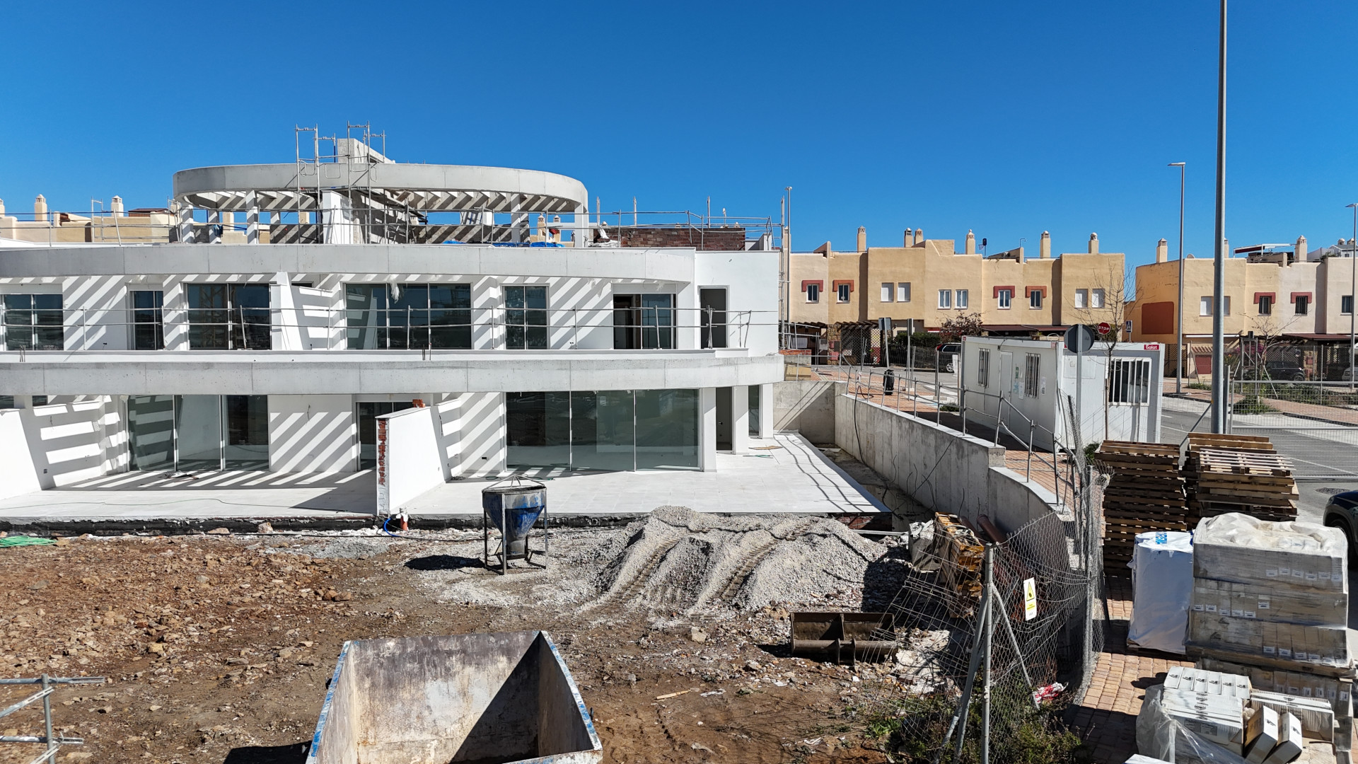 Exclusive Ground Floor Apartment in Royal Palms Beach – Delivery in October 2025 – Corner 2 Bedroom Apartment