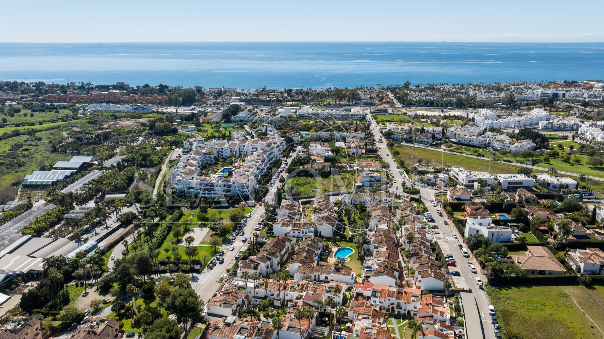 Stunning semi-detached house in Bel Air – official rental licence and 900m from the beach