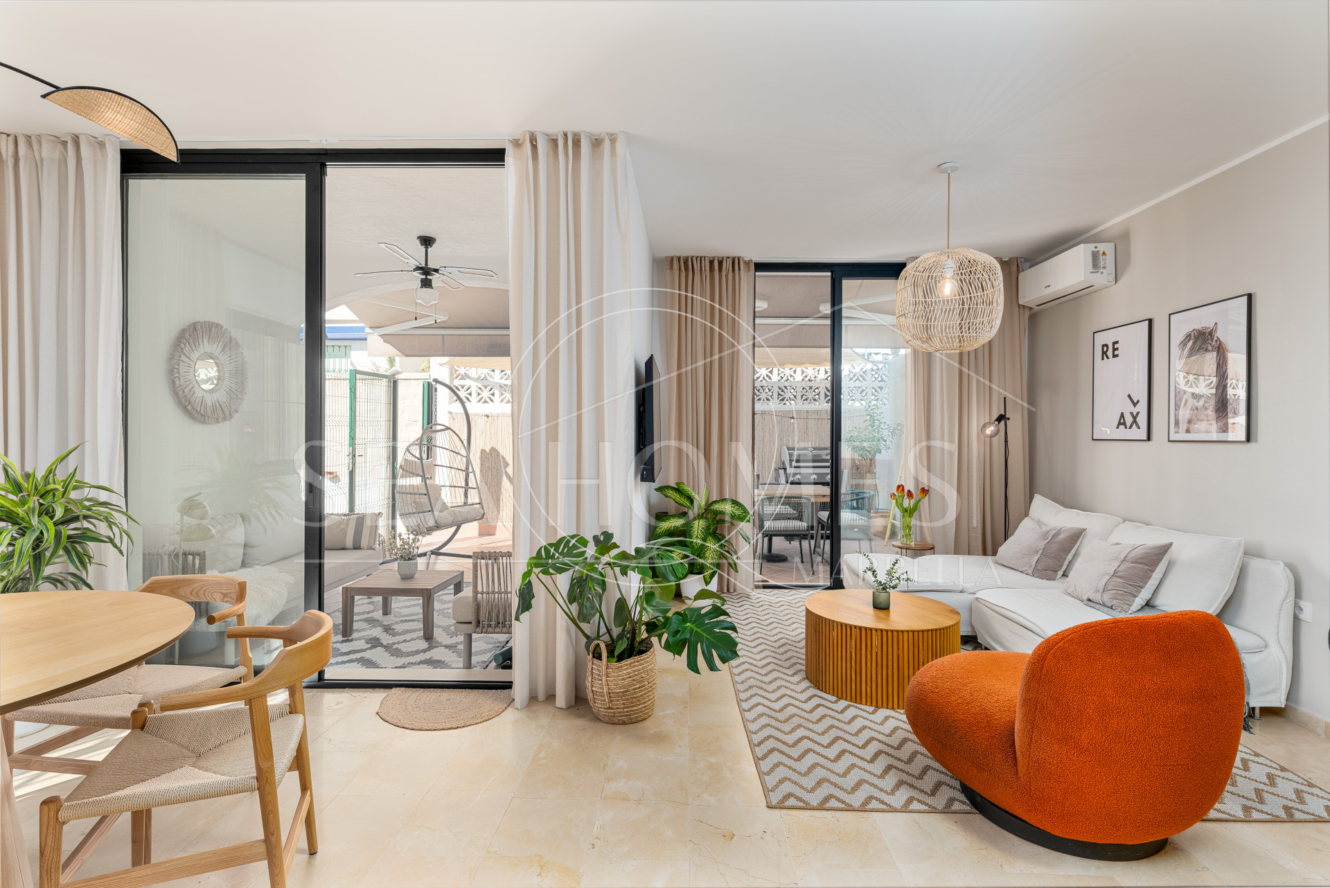 Stunning semi-detached house in Bel Air – official rental licence and 900m from the beach