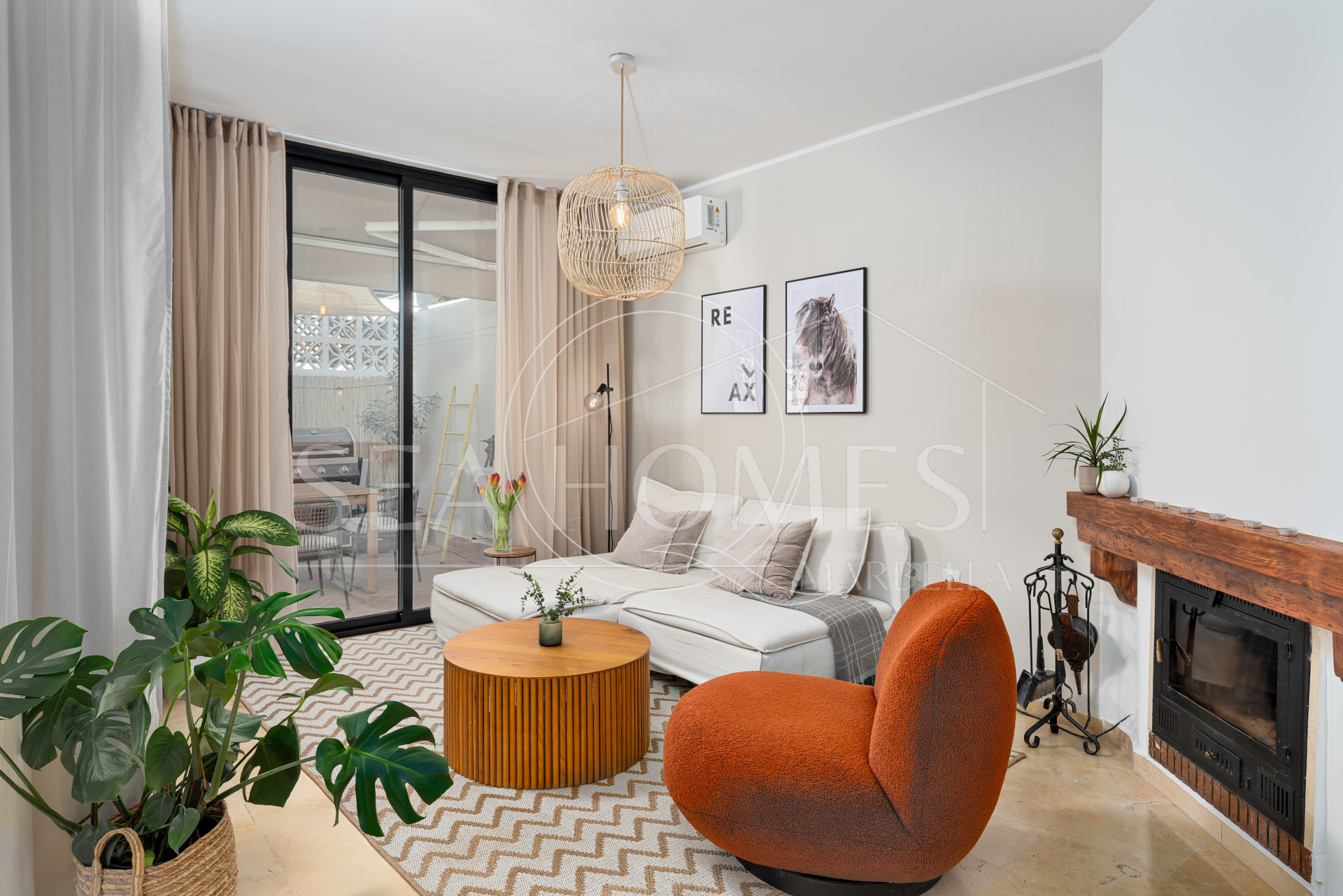 Stunning semi-detached house in Bel Air – official rental licence and 900m from the beach
