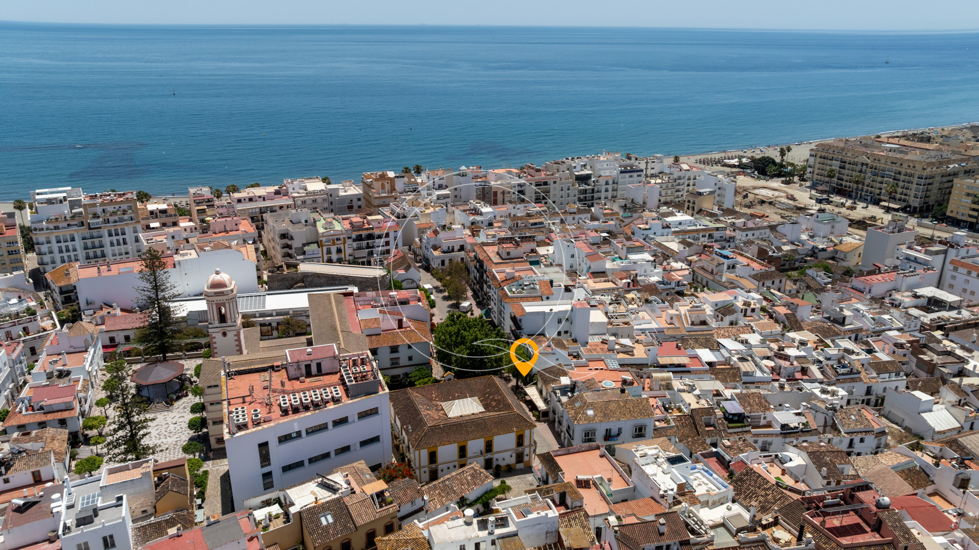Charmantes Apartment mit zwei Schlafzimmern im Erdgeschoss in der Altstadt von Estepona