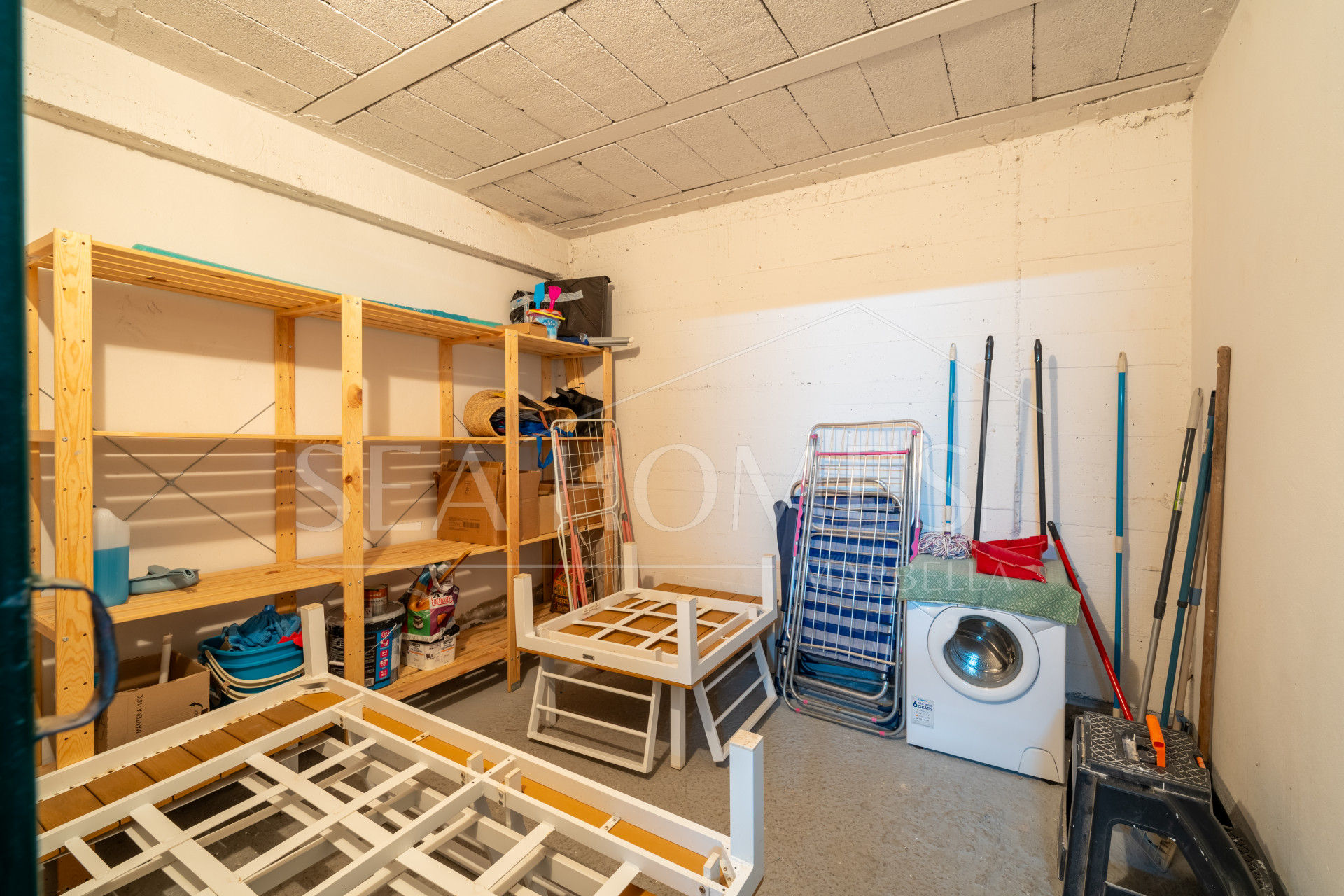 Fully Renovated 3‑Bedroom Apartment on Estepona’s Frontline Beach