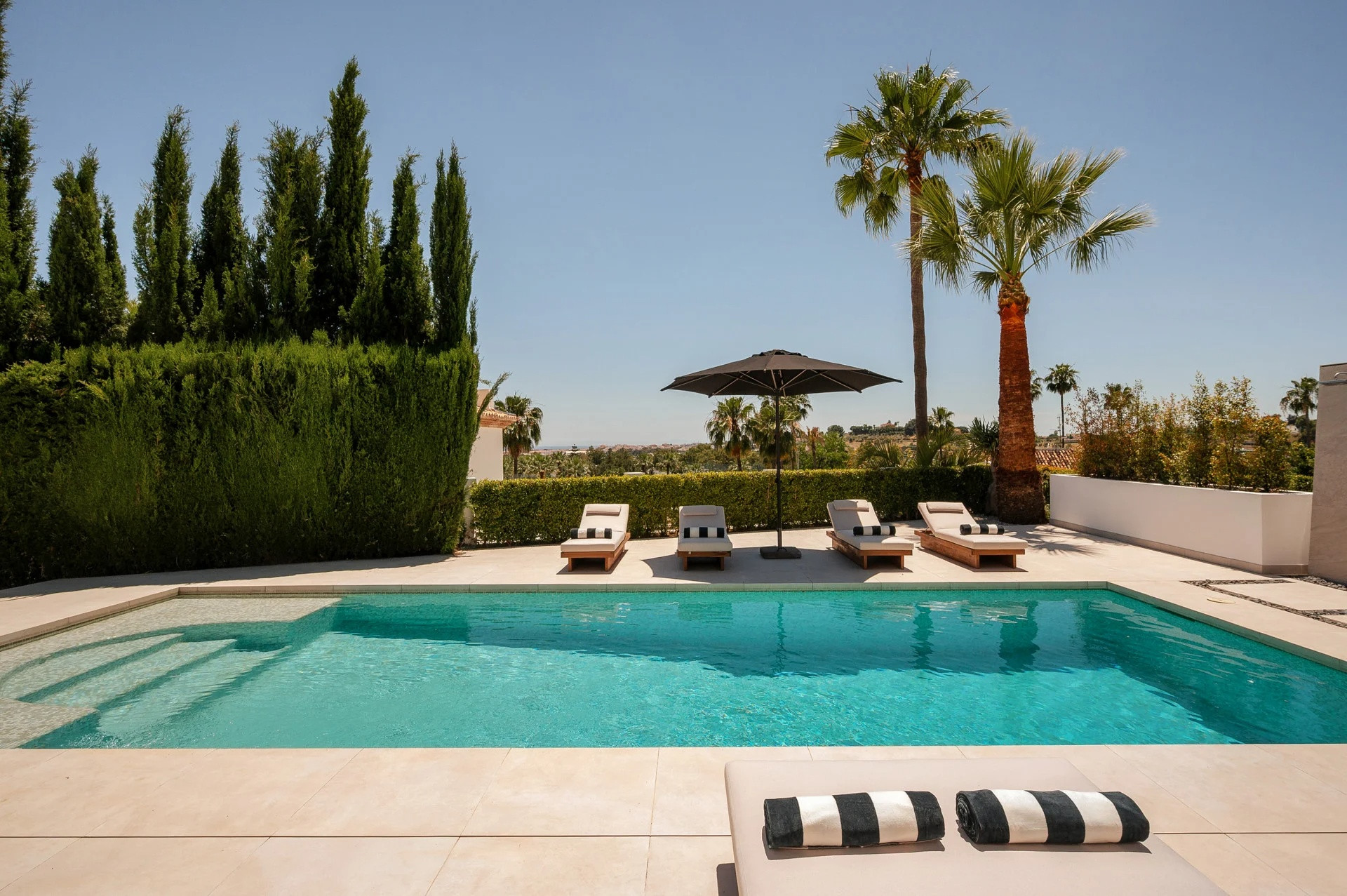 Image 24: detached villa For sale, Nueva Andalucía, €4,950,000 [HFM-C40075]