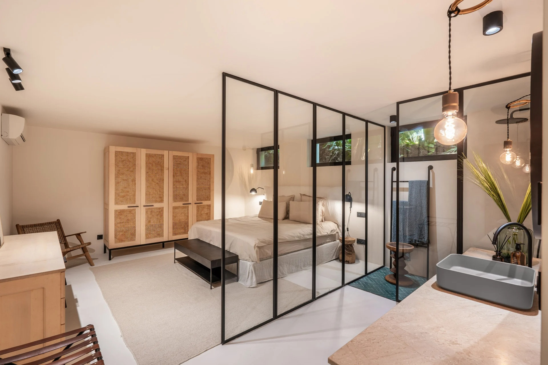 Image 33: detached villa For sale, Nueva Andalucía, €5,895,000 [HFM-C40076]