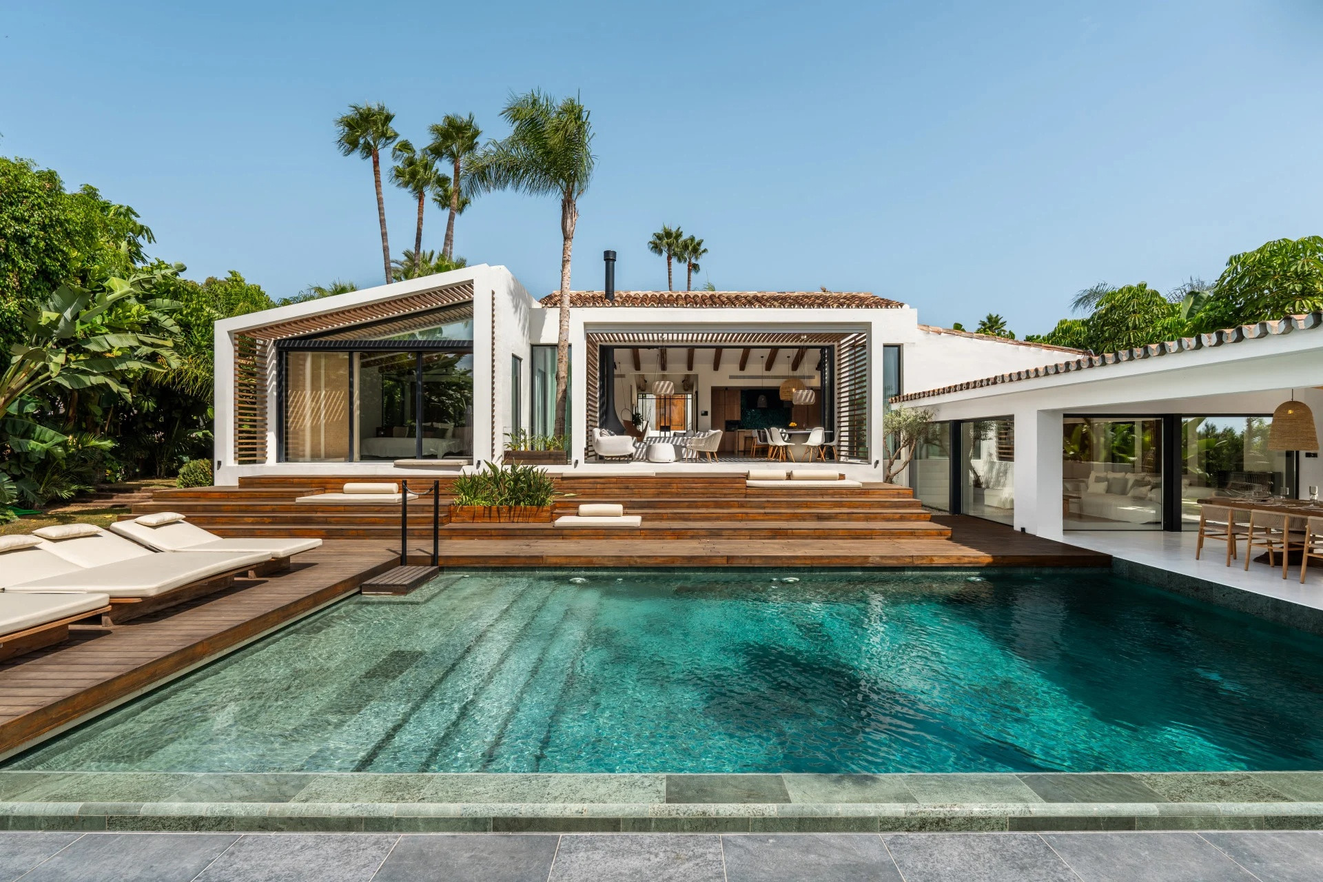 Image 33: detached villa For sale, Nueva Andalucía, €5,895,000 [HFM-C40076]