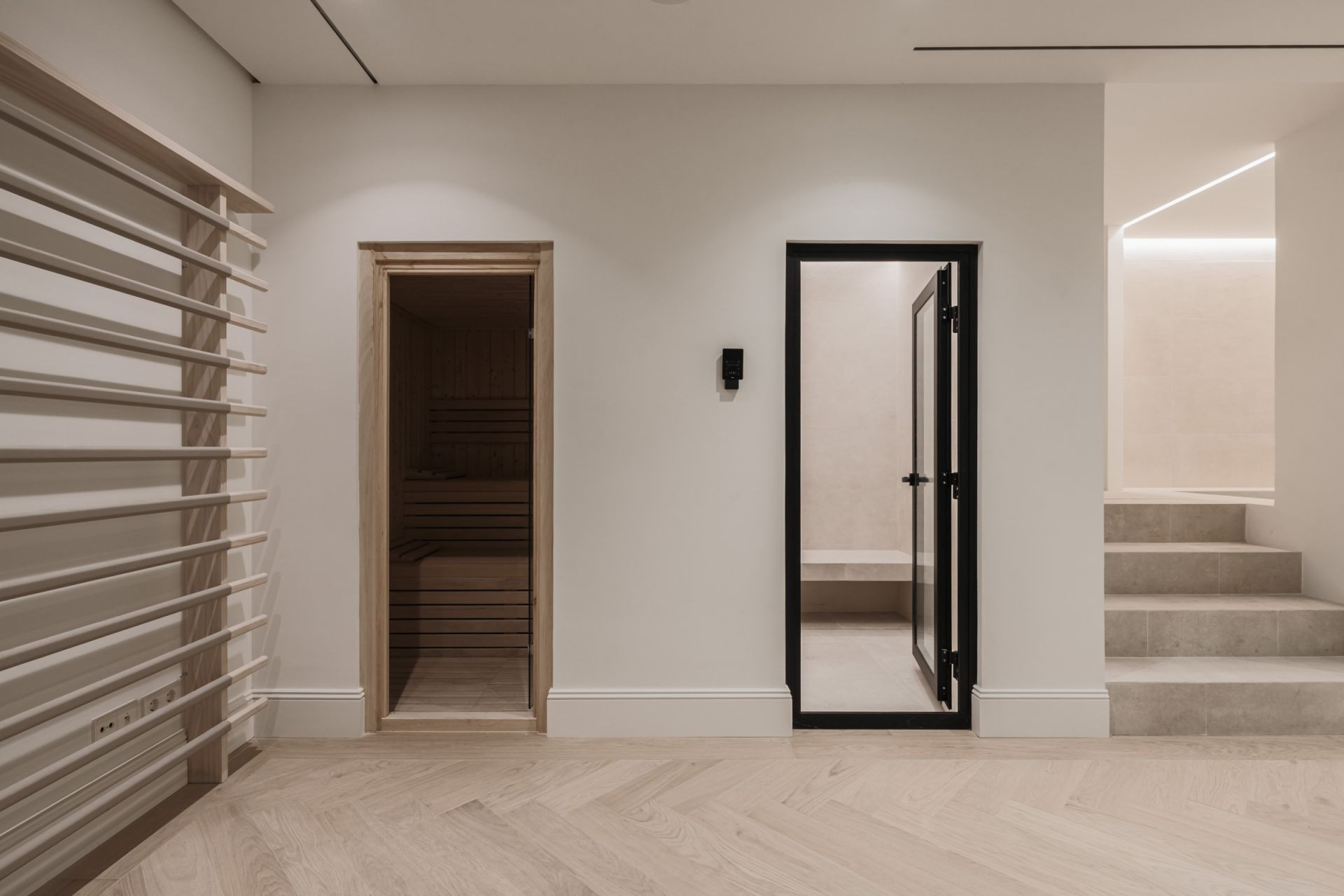 Image 44: detached villa For sale, Nueva Andalucía, €4,595,000 [HFM-C40081]