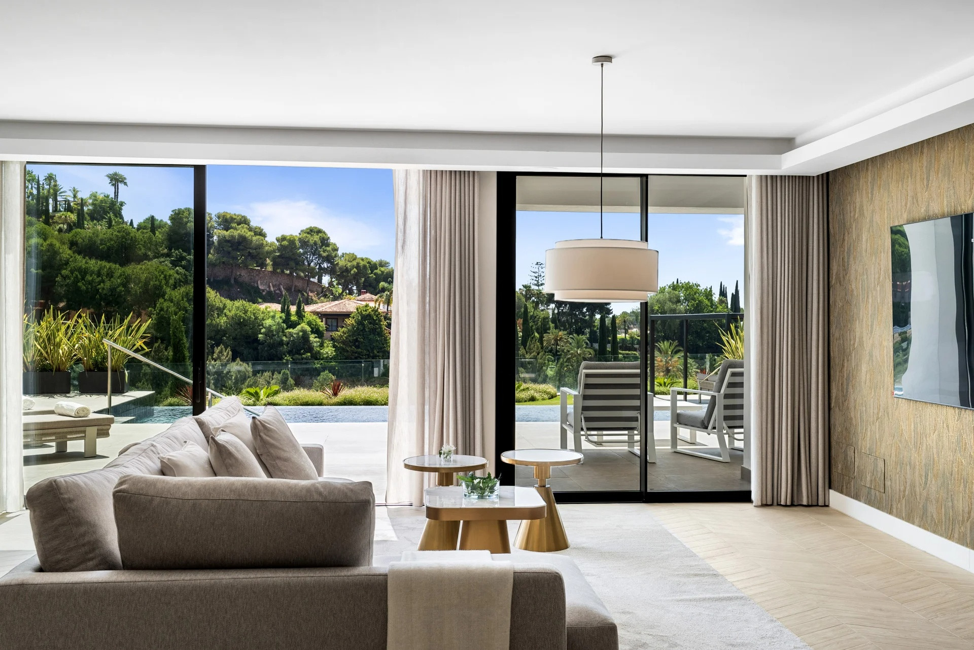 Image 37: detached villa For sale, Benahavís, €7,995,000 [HFM-C40079]