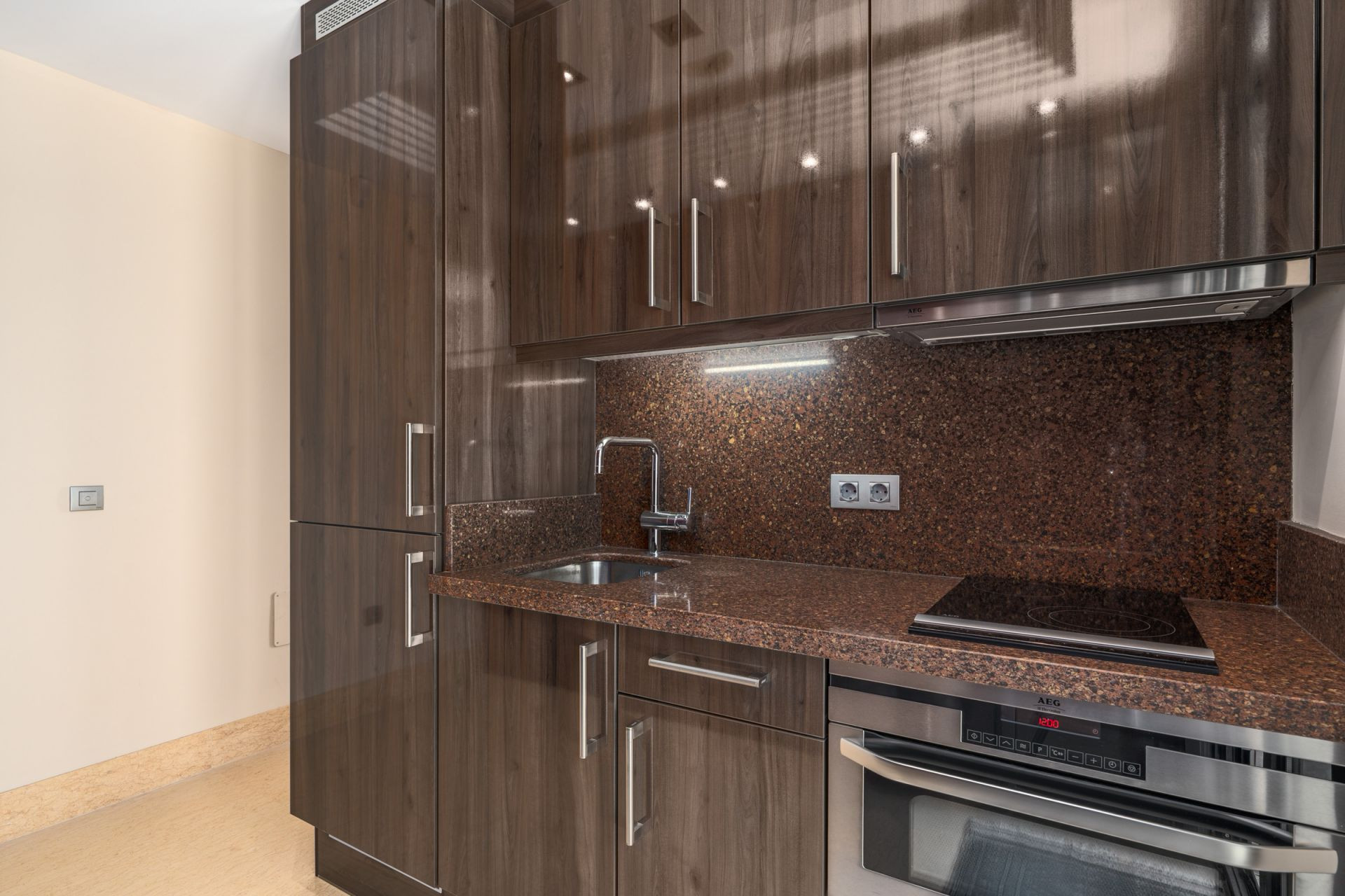 Image 35: Ático dúplex For sale, Nueva Andalucía, €2,295,000 [HFM-C40091]