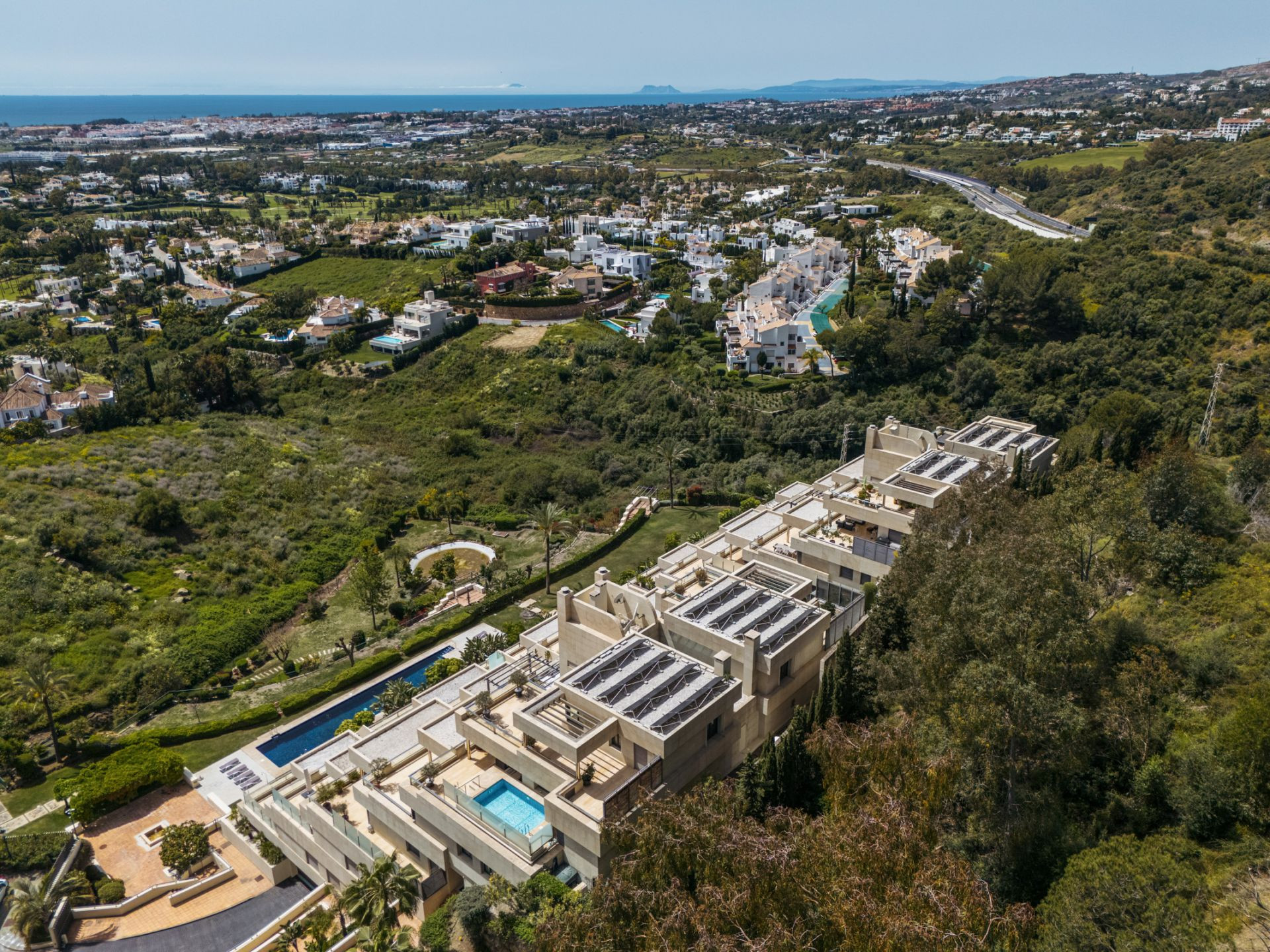 Image 35: Ático dúplex For sale, Nueva Andalucía, €2,295,000 [HFM-C40091]