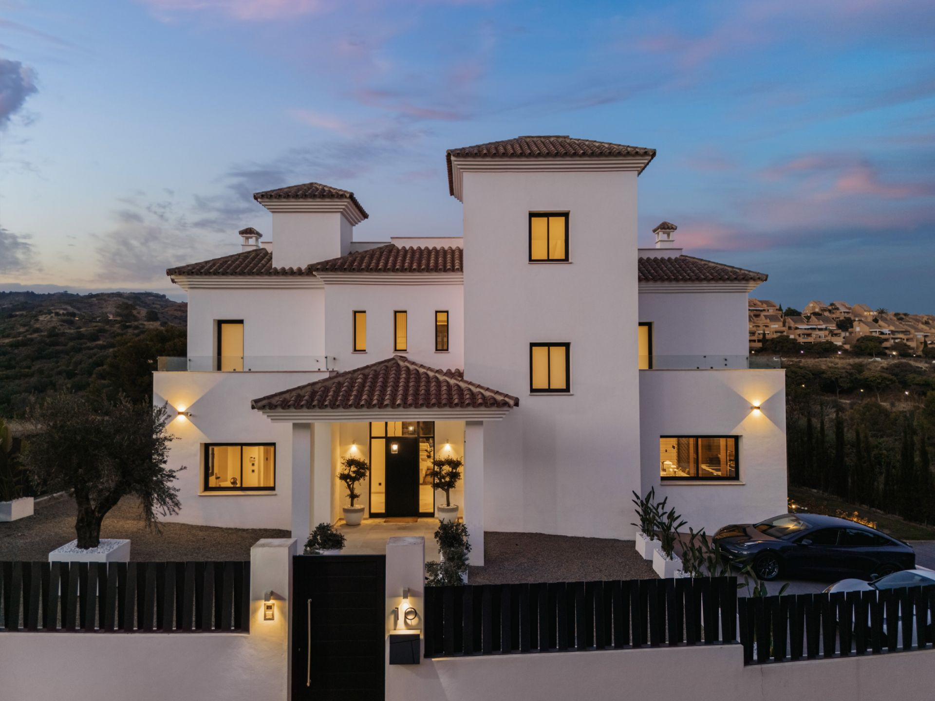 Image 34: detached villa For sale, Marbella, €3,200,000 [HFM-C40084]